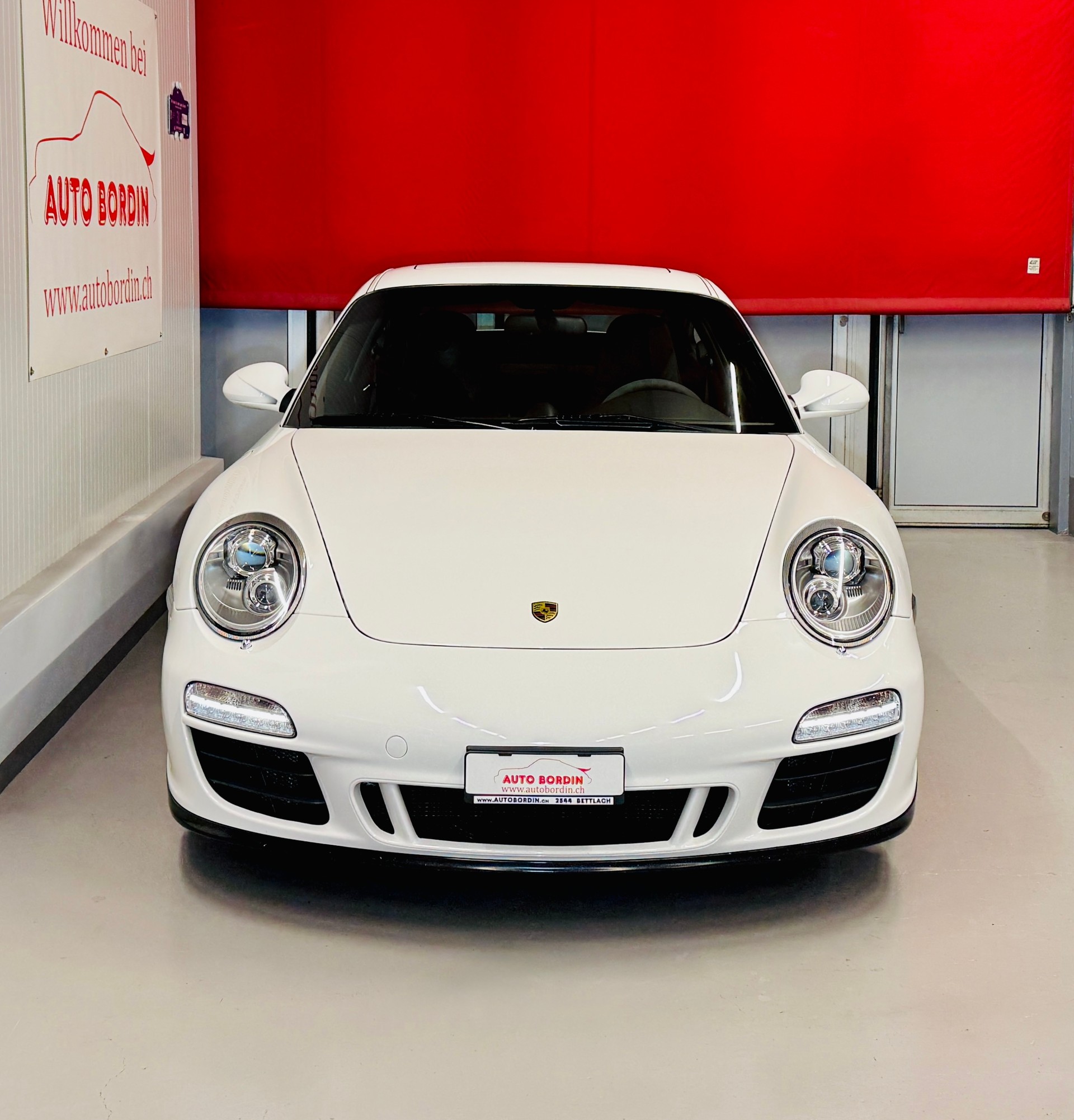 PORSCHE 911 Carrera GTS PDK „Carraraweiss“ Alcantara / Centerlock /Sport Chrono & -auspuff-image-1