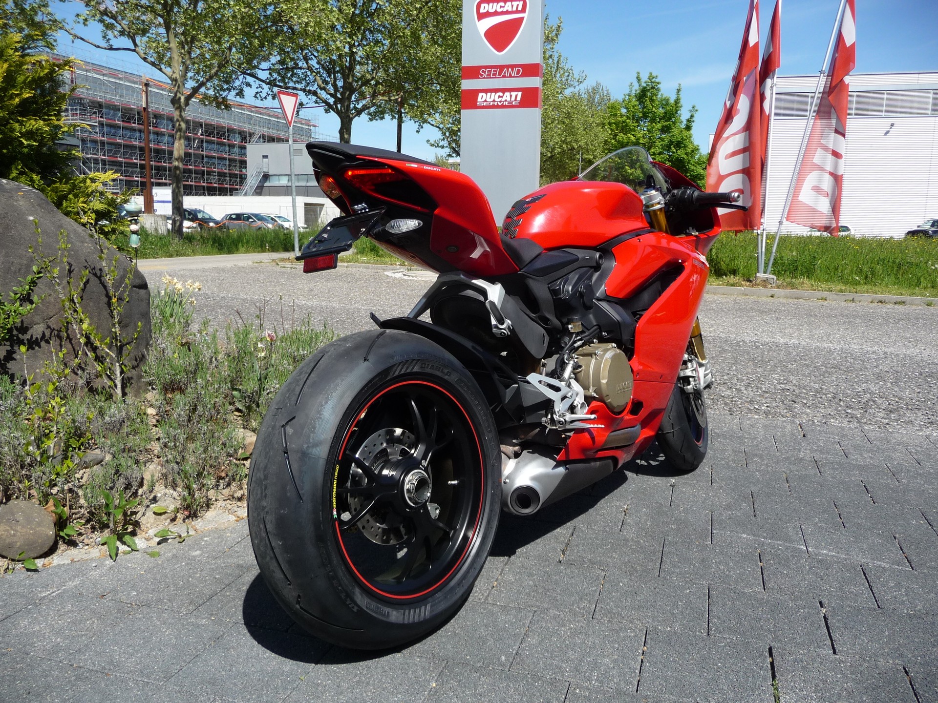 DUCATI 1299 Panigale S-image-2
