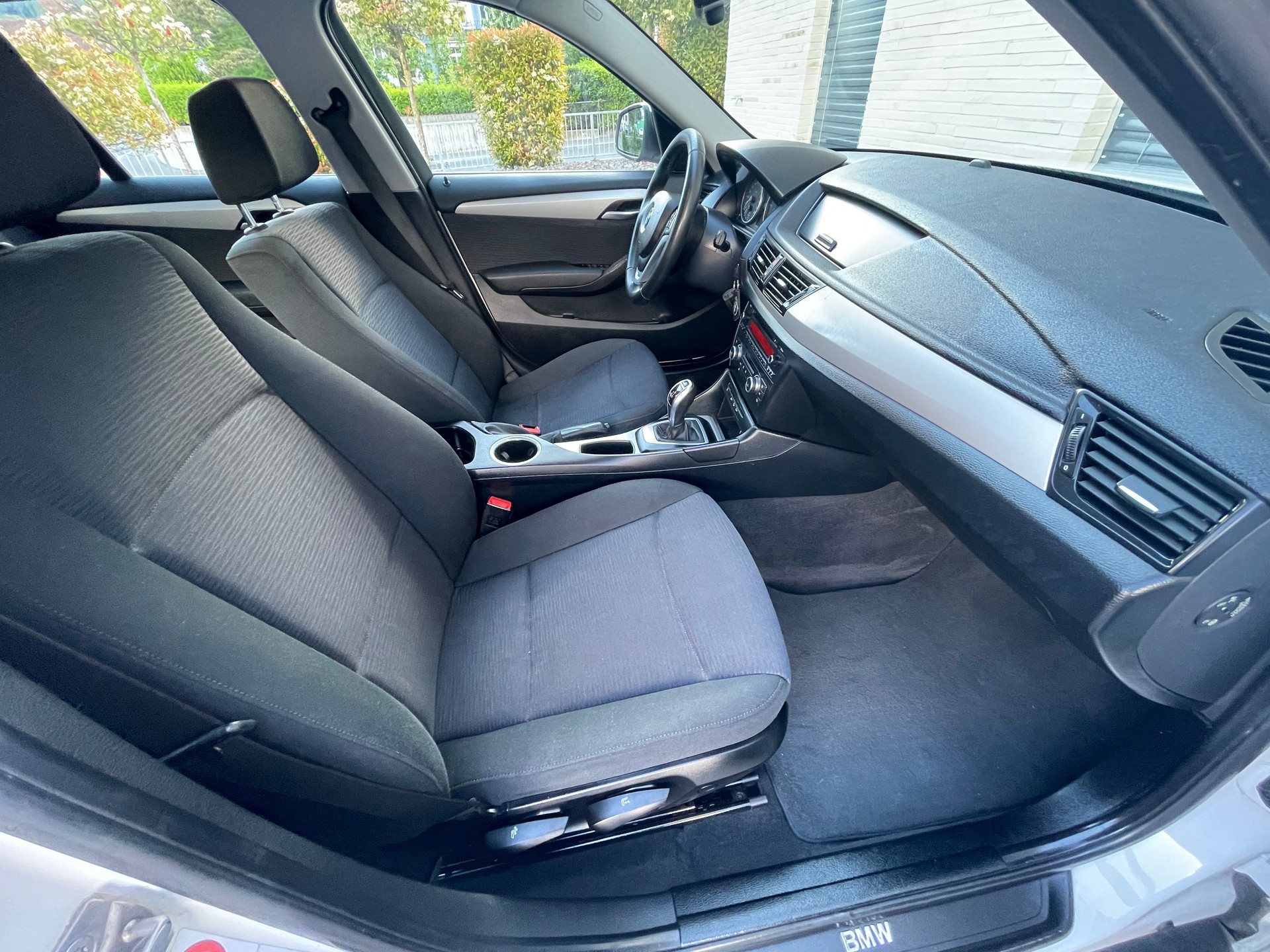 BMW X1 xDrive 18d Sport Line Steptronic-image-14