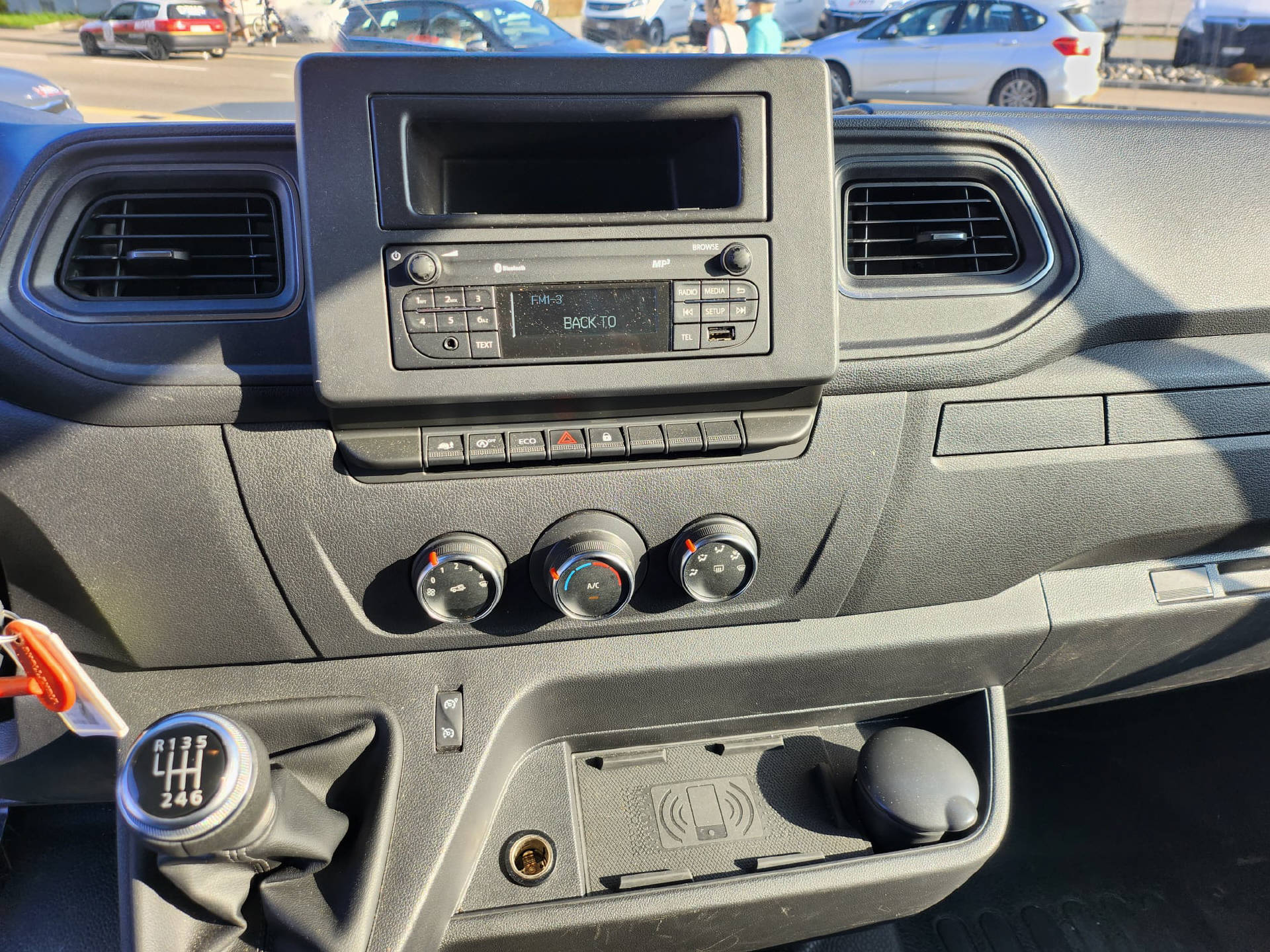 RENAULT Master Kab.-Ch. 3.5 t L3H1 2.3 dCi 145 TwinTurbo-image-9