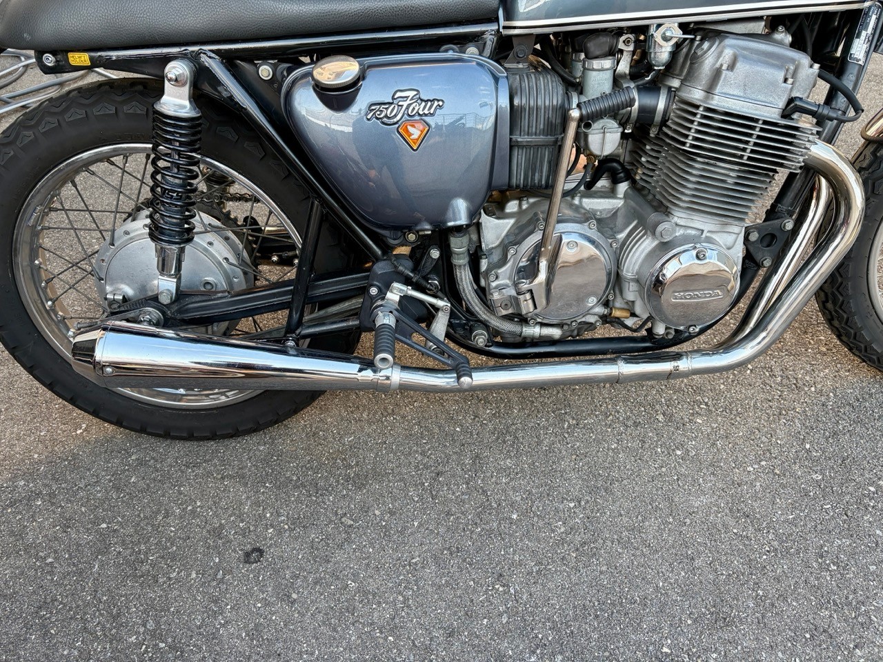 HONDA CB750 Four K2 1972 café racer (homologuée)-image-5