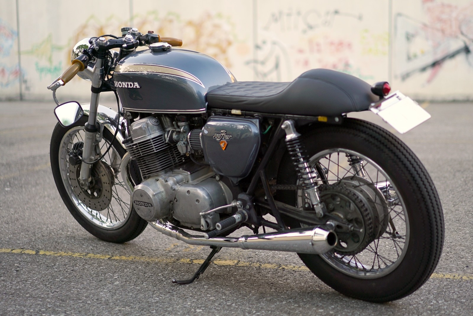 HONDA CB750 Four K2 1972 café racer (homologuée)-image-1