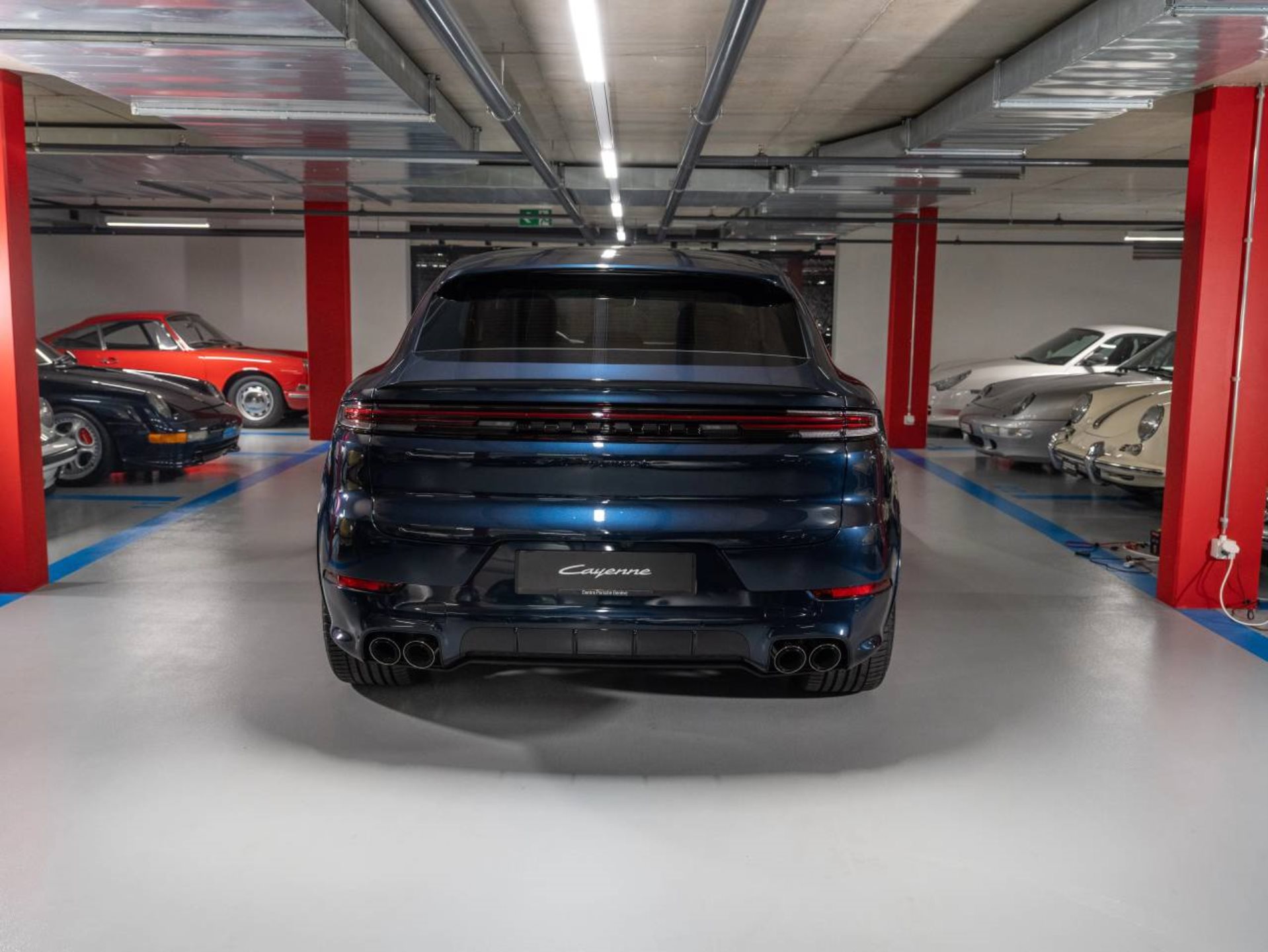 PORSCHE Cayenne S E-Hybrid Coupé Black Edition-image-6