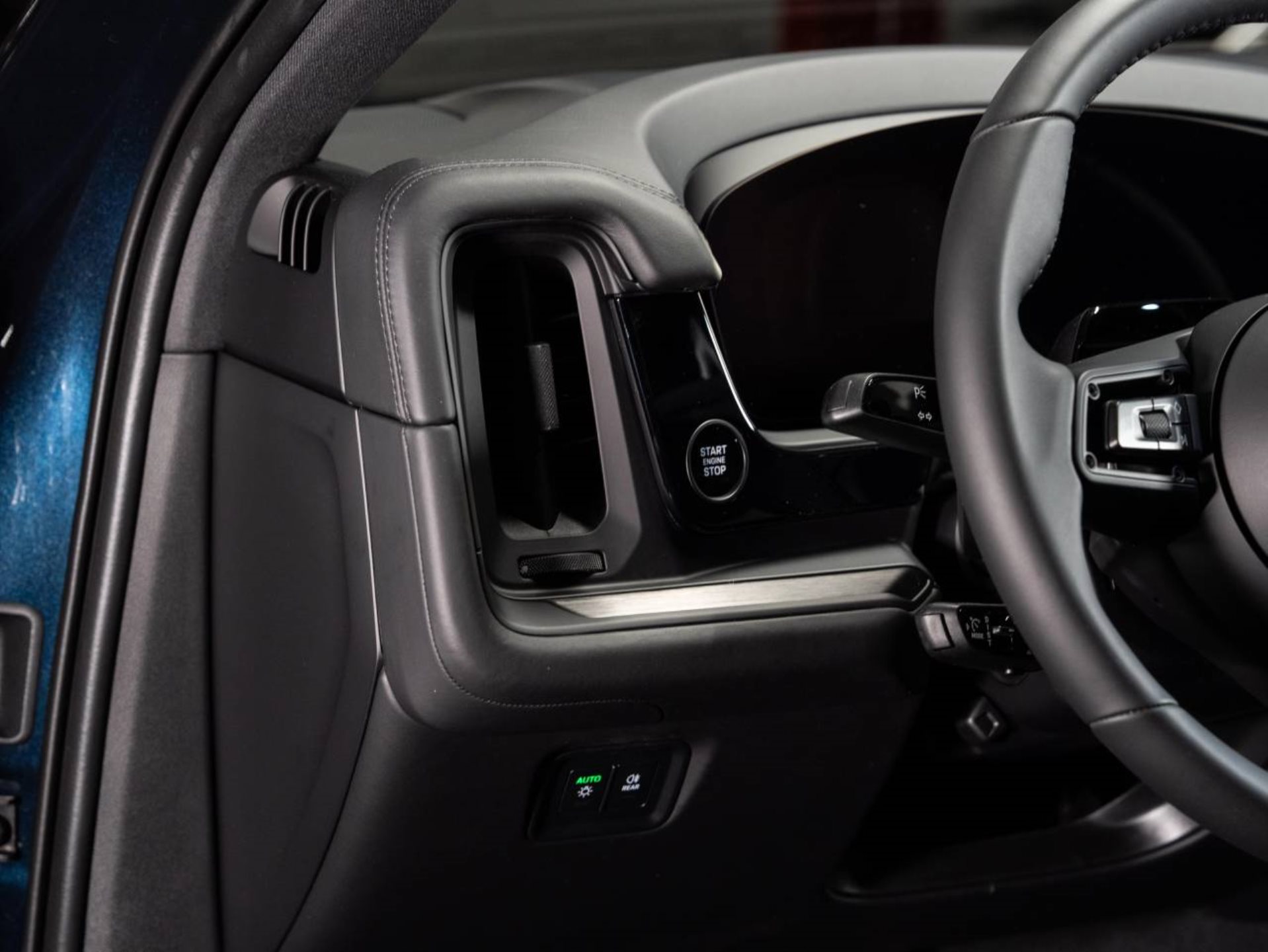 PORSCHE Cayenne S E-Hybrid Coupé Black Edition-image-13