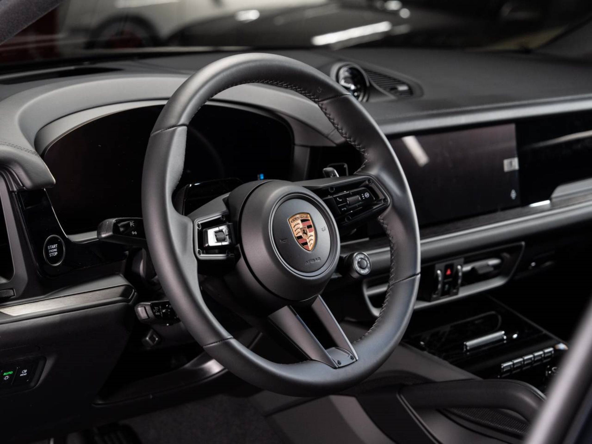 PORSCHE Cayenne S E-Hybrid Coupé Black Edition-image-8
