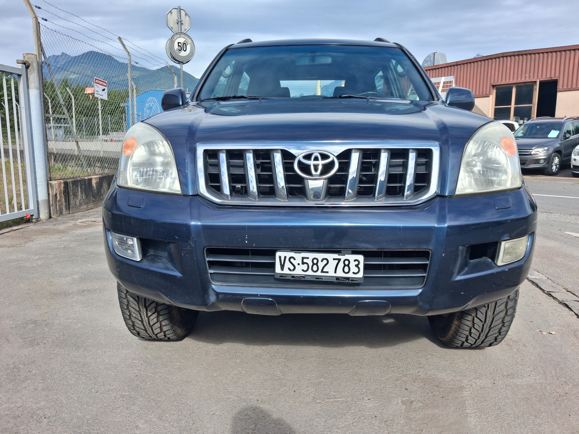 TOYOTA Land Cruiser 3.0 TD Linea Terra-image-2