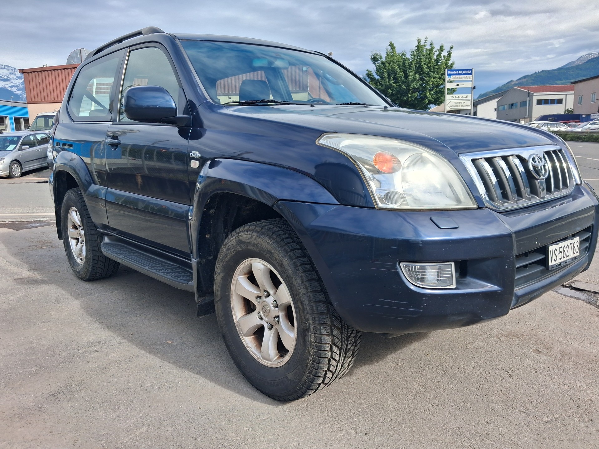 TOYOTA Land Cruiser 3.0 TD Linea Terra-image-1
