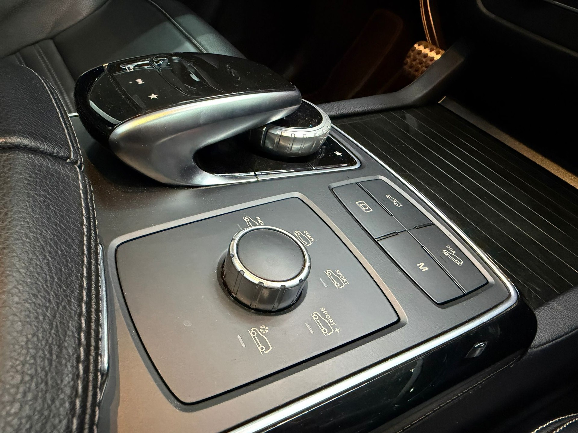 MERCEDES-BENZ GLE Coupé 43 AMG 4Matic 9G-Tronic-image-8