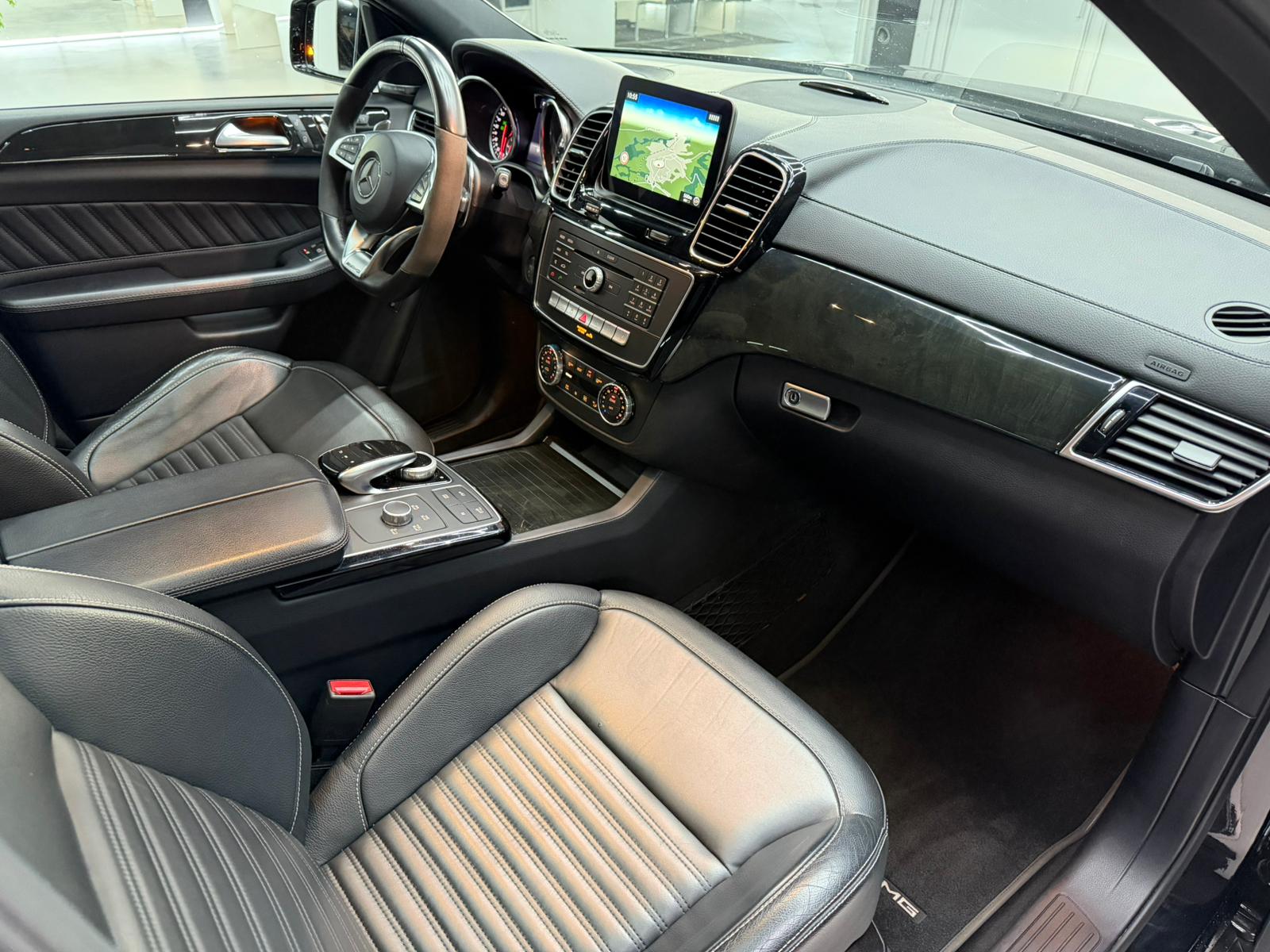 MERCEDES-BENZ GLE Coupé 43 AMG 4Matic 9G-Tronic-image-6