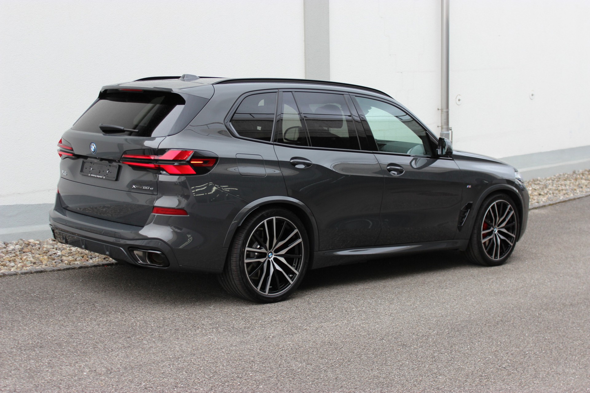 BMW X5 xDrive 50e M Sport Pro Individual DRAVITGRAU *0.9%-LEASINGAKTION*-image-4