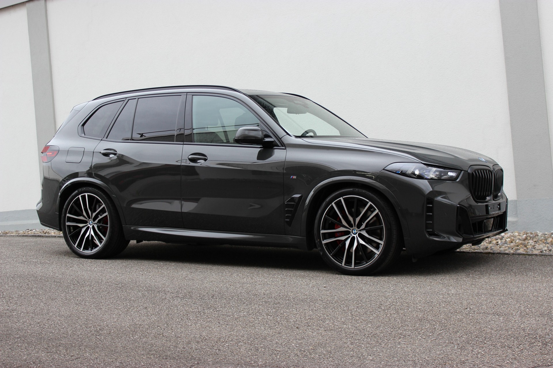 BMW X5 xDrive 50e M Sport Pro Individual DRAVITGRAU *0.9%-LEASINGAKTION*-image-5