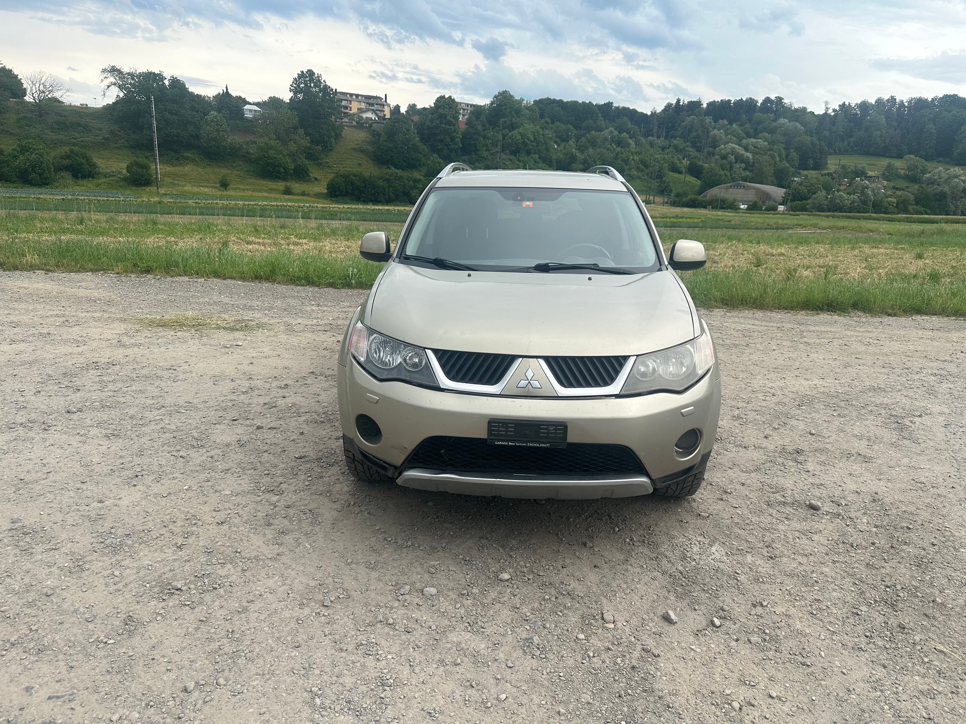 MITSUBISHI Outlander 2.2 DID Intense 4WD-image-2
