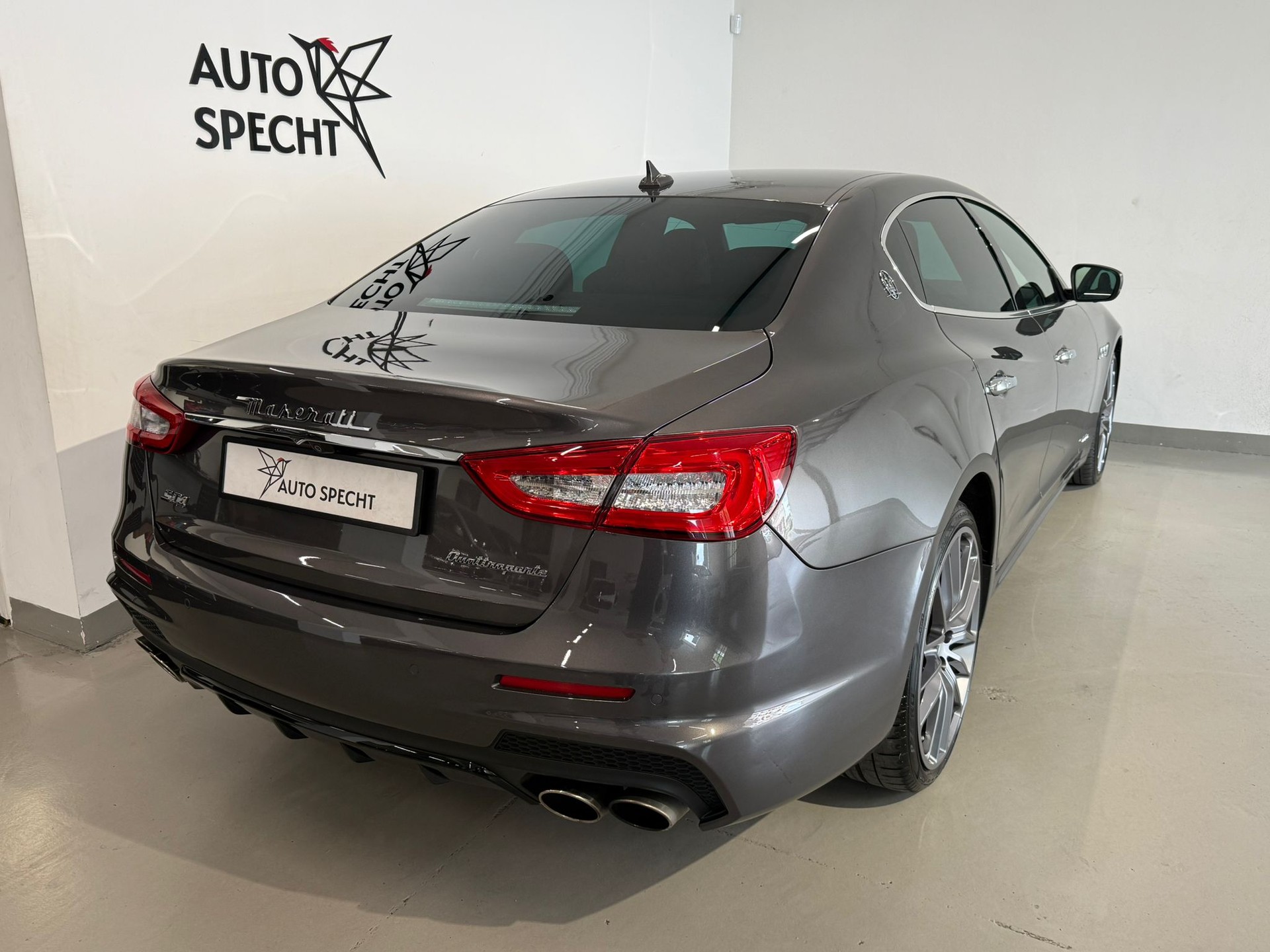 MASERATI Quattroporte 3.0 V6 S Q4 GranSport Automatica-image-4
