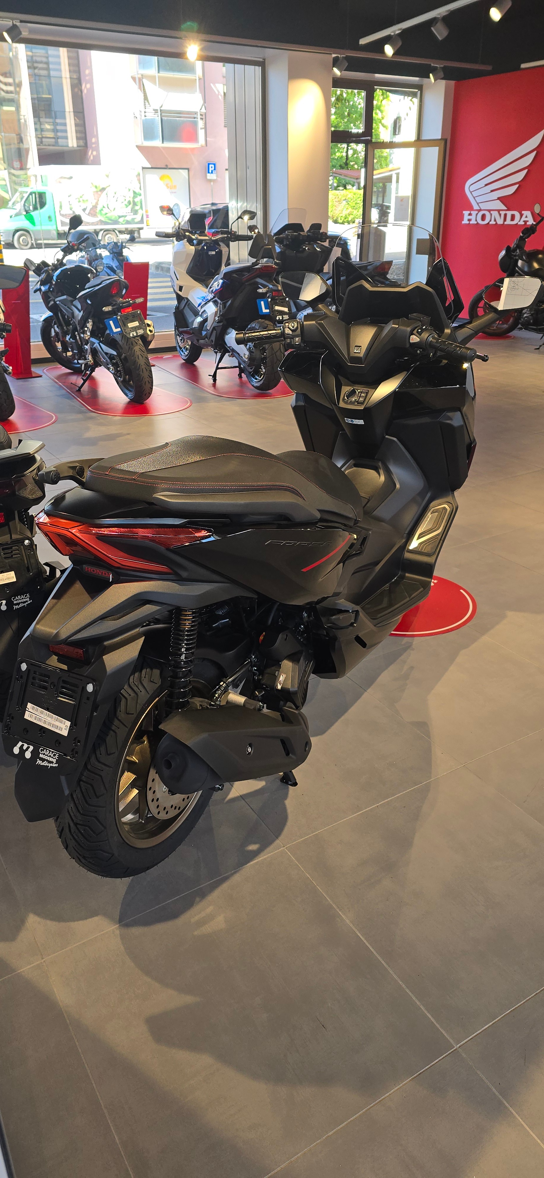 HONDA Nss 125 Forza Special Edition-image-4