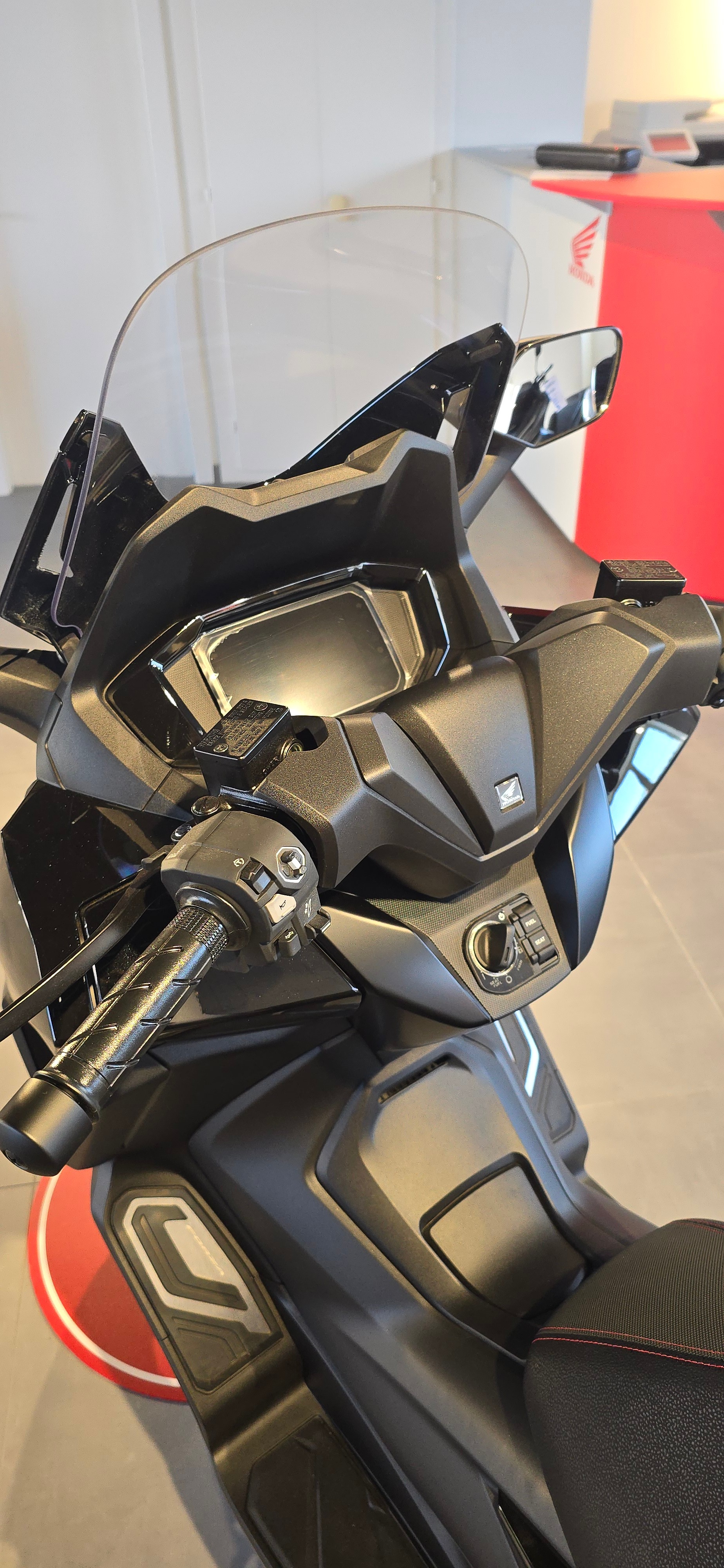 HONDA Nss 125 Forza Special Edition-image-6