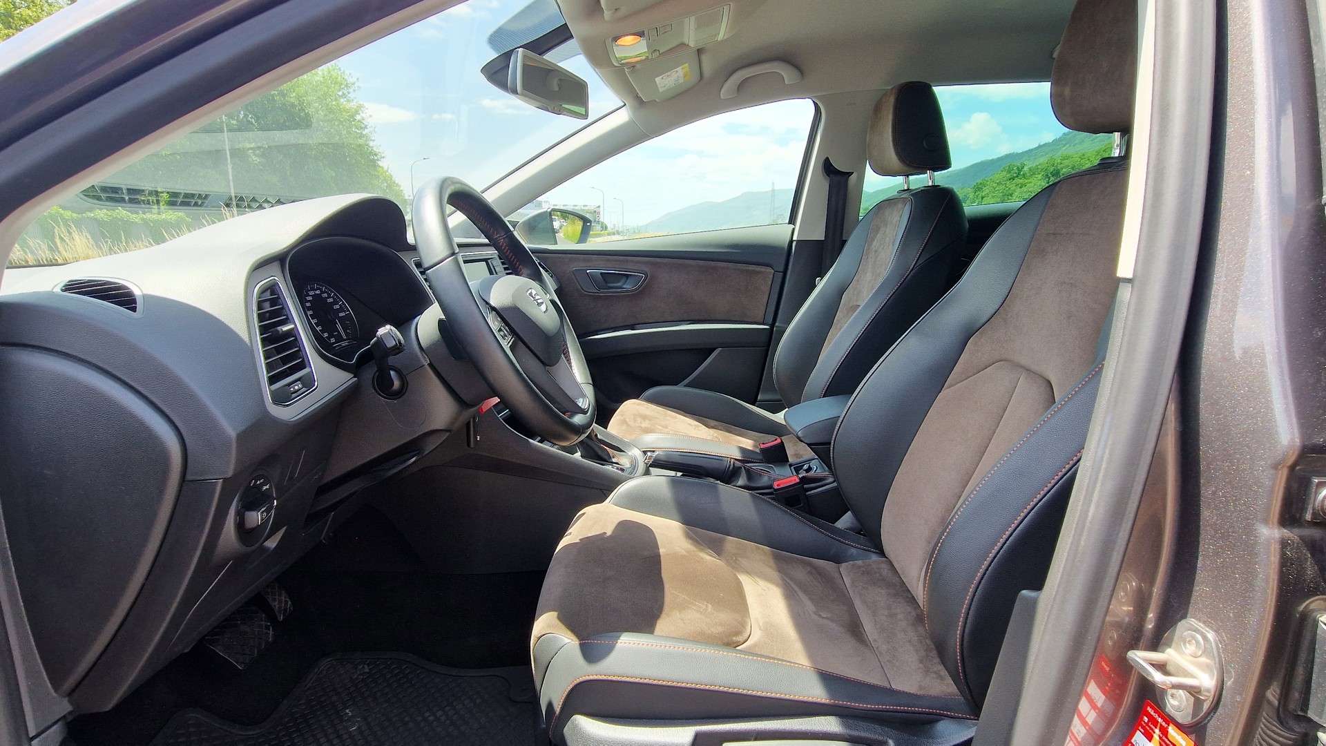 SEAT Leon ST 2.0 TDI X-Perience 4Drive DSG-image-5