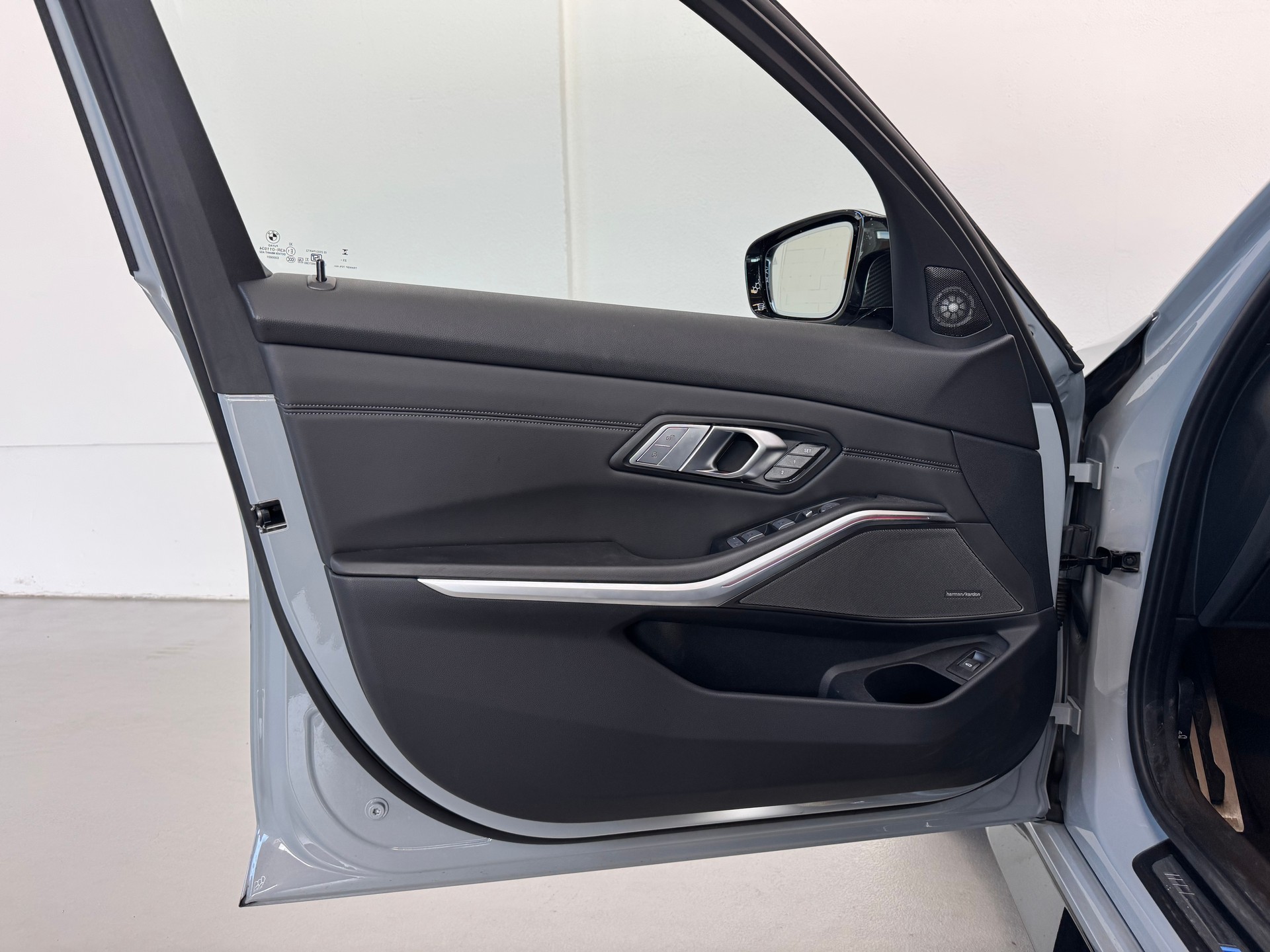 BMW M3 Touring xDrive Competition M | CH-Fahrzeug | Brooklyn Grau Met. | Carbon Paket-image-27
