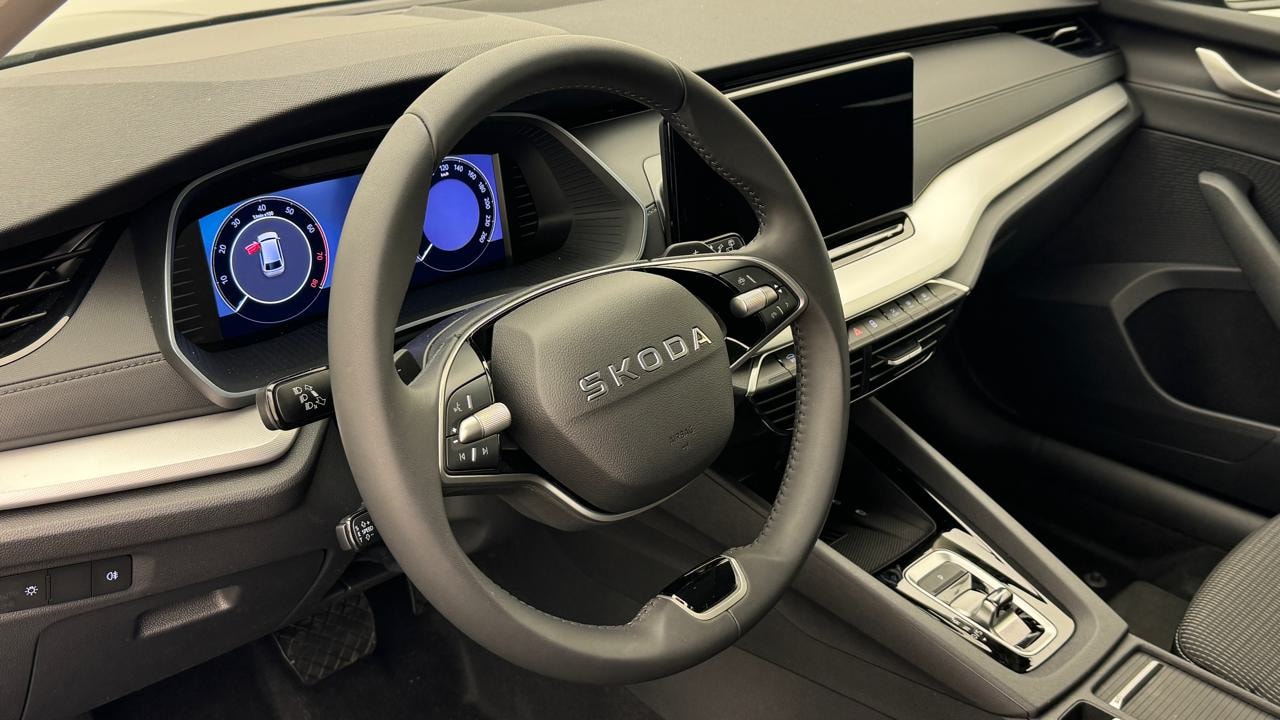 SKODA Octavia Combi 1.5 TSI mHEV DSG Selection-image-6