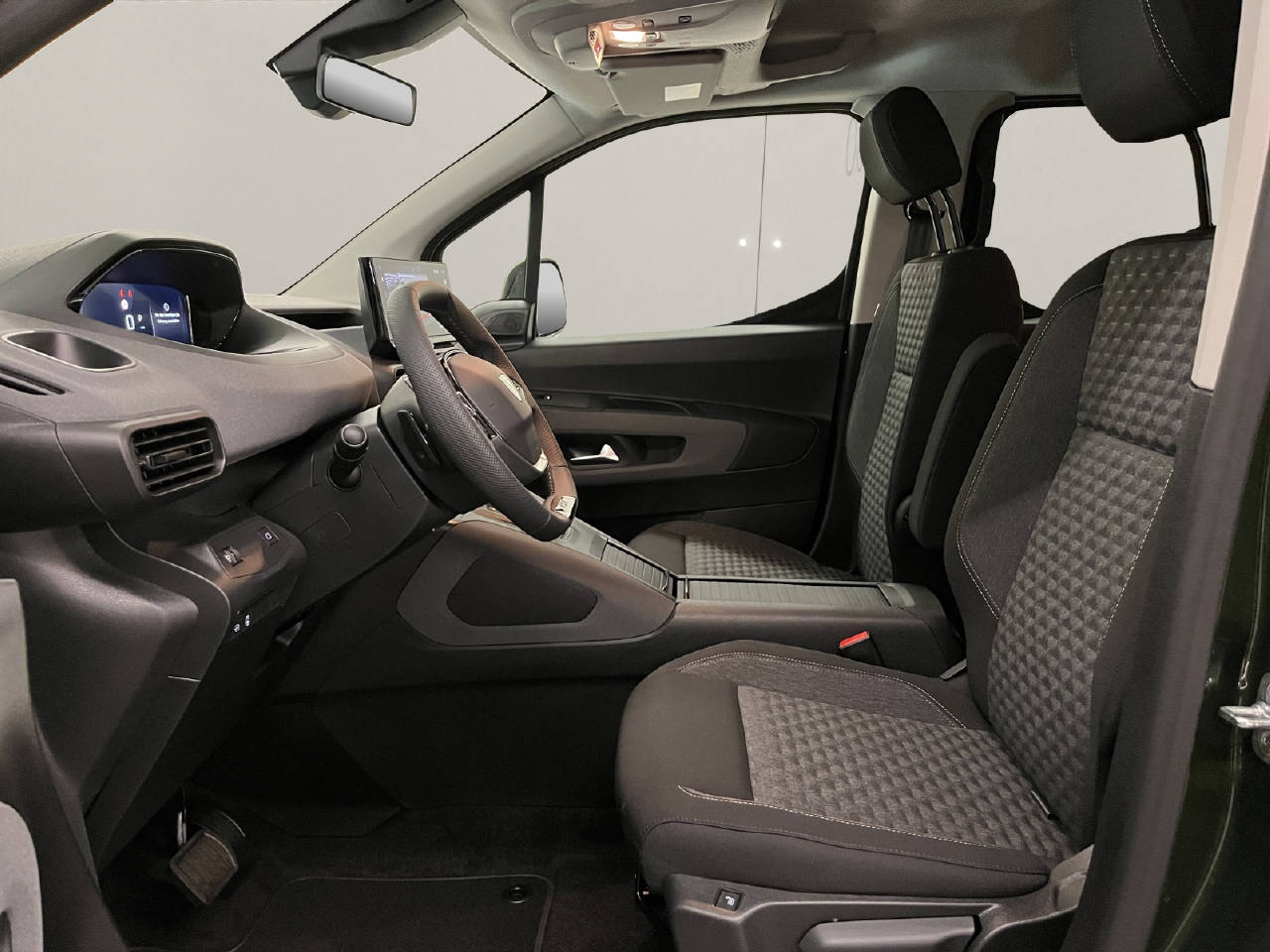 PEUGEOT Rifter 1.5 BlueHDi 130 GT-image-4