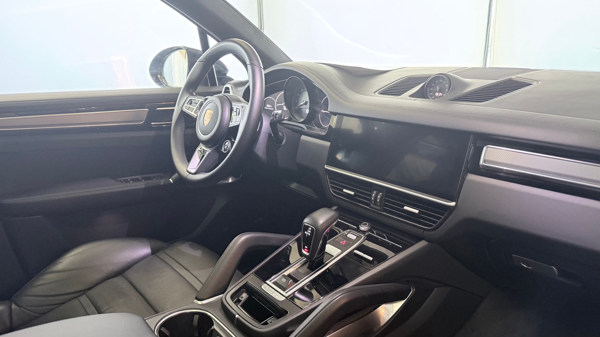 PORSCHE Cayenne 4.0 V8 Turbo-image-26