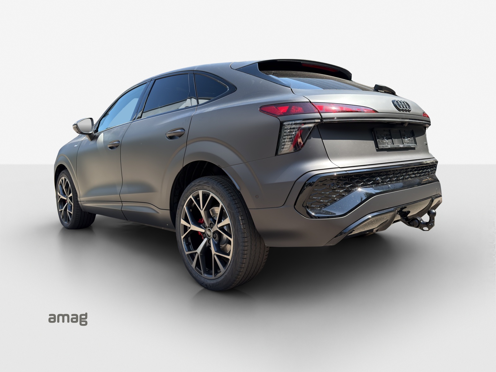 AUDI Q3 Sportback TFSI quattro 195 kW S tronic-showroom-element-2