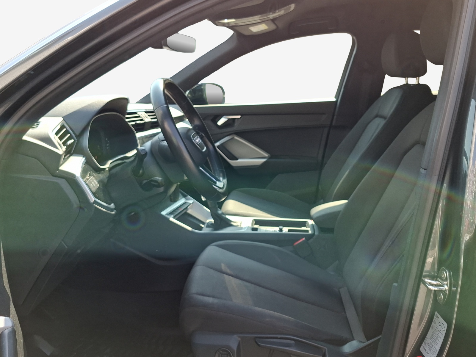 AUDI Q3 35 TFSI S line Attraction S-tronic-image-7