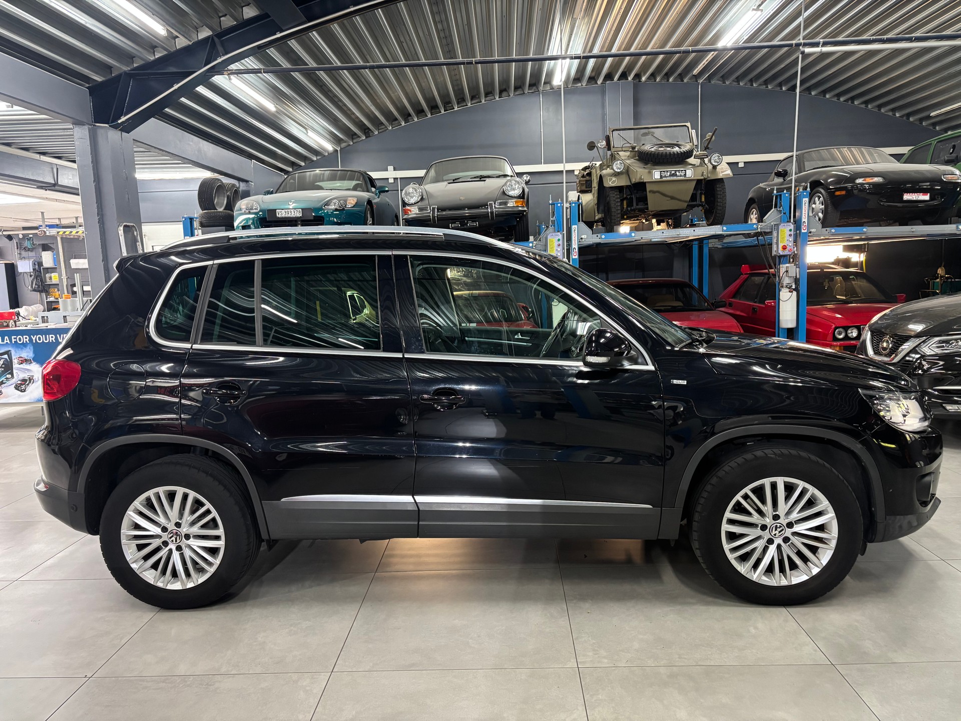 VW Tiguan 2.0 TDI BMT Cup R-Line 4Motion-image-7