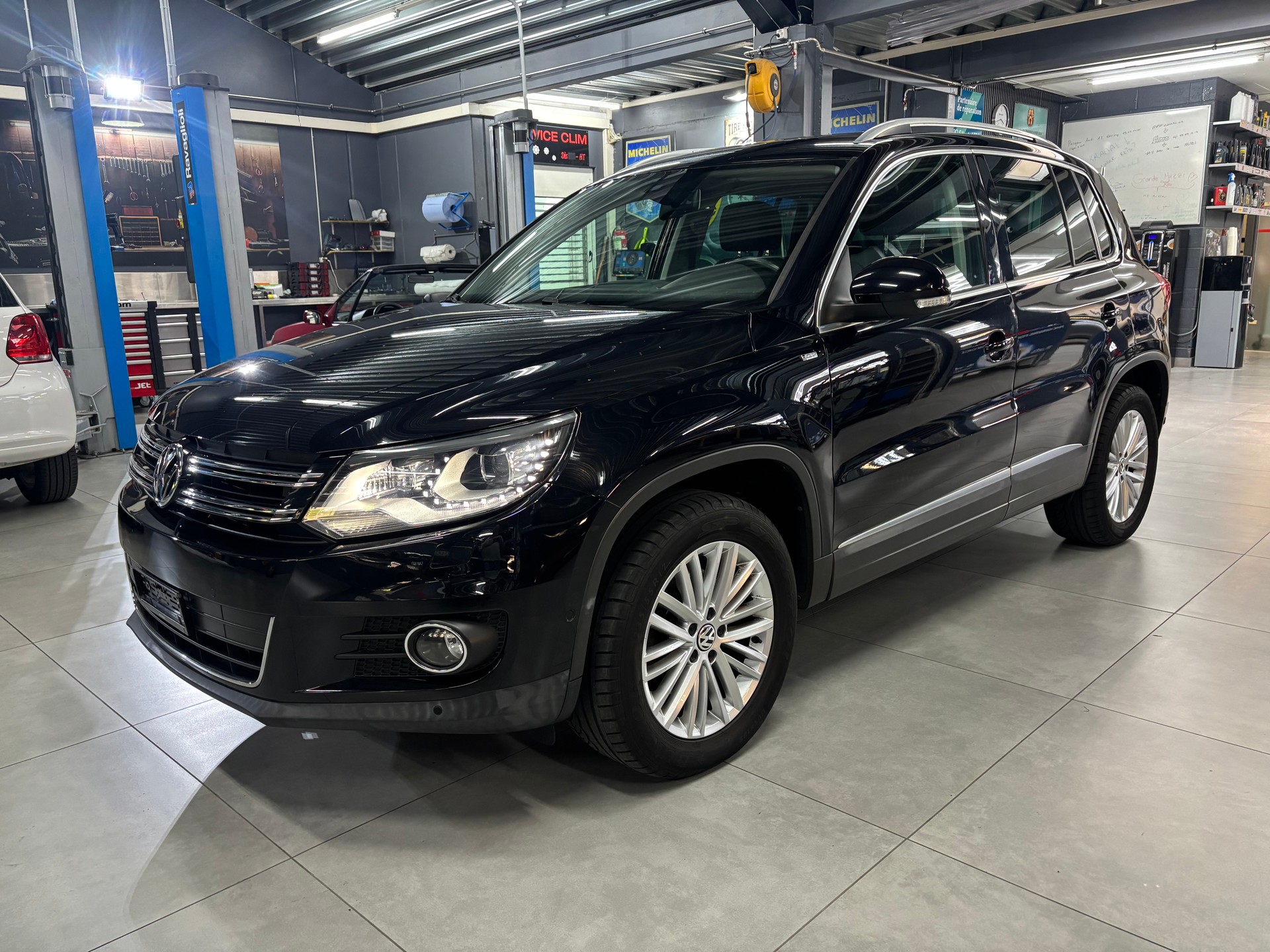 VW Tiguan 2.0 TDI BMT Cup R-Line 4Motion