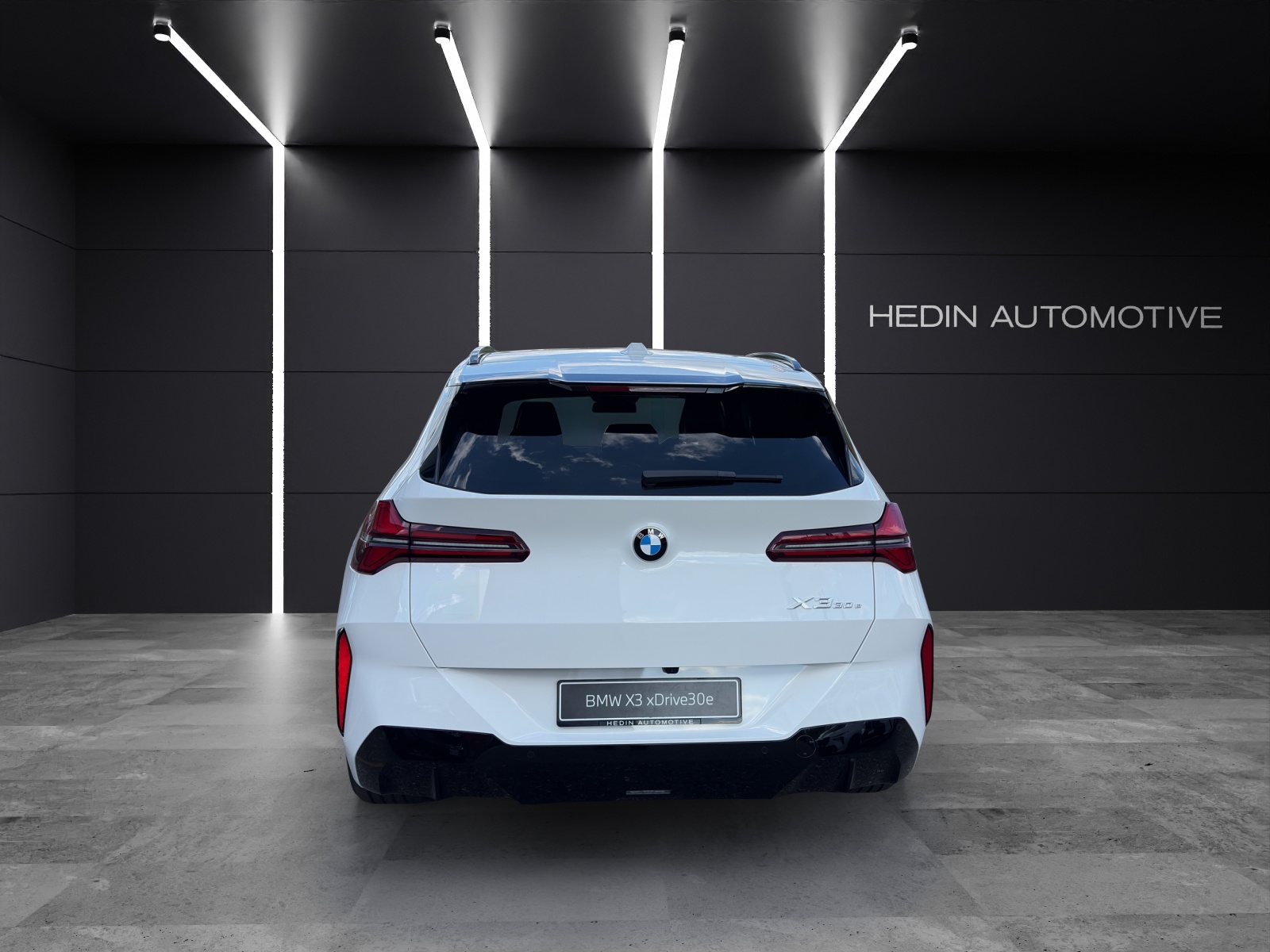 BMW X3 xDrive30e-showroom-element-3