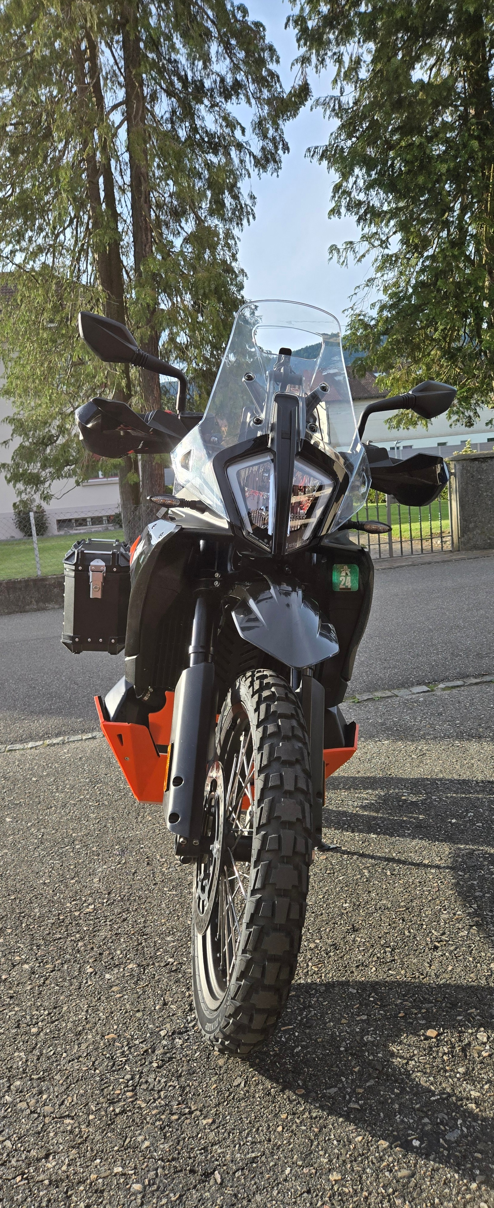 KTM 790 Adventure-image-2