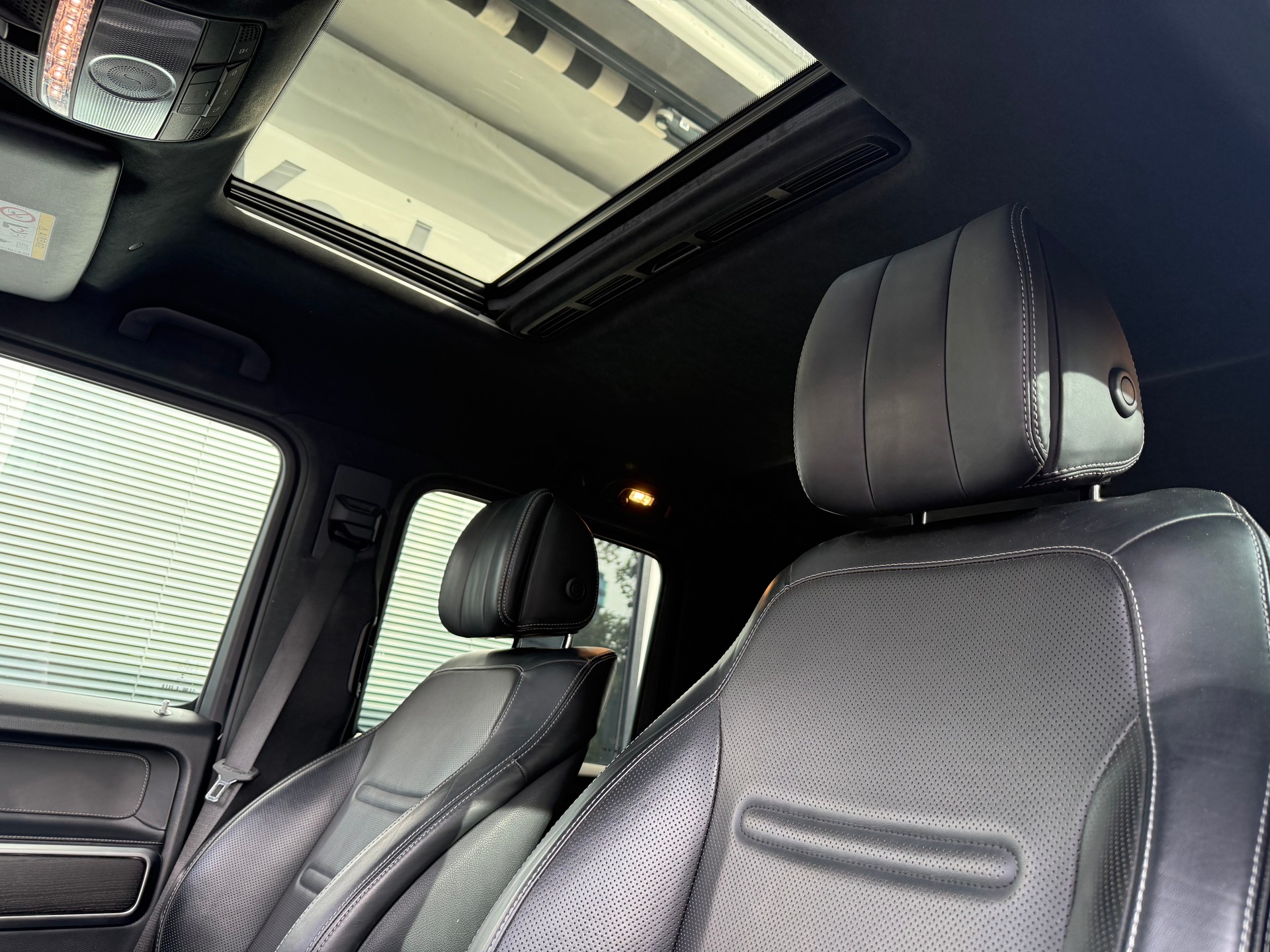 MERCEDES-BENZ G 500 AMG Line 9G-Tronic-image-7