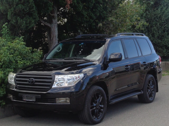 TOYOTA Land Cruiser V8 4.7 Linea Luna