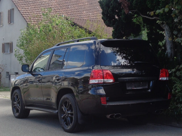 TOYOTA Land Cruiser V8 4.7 Linea Luna-image-2