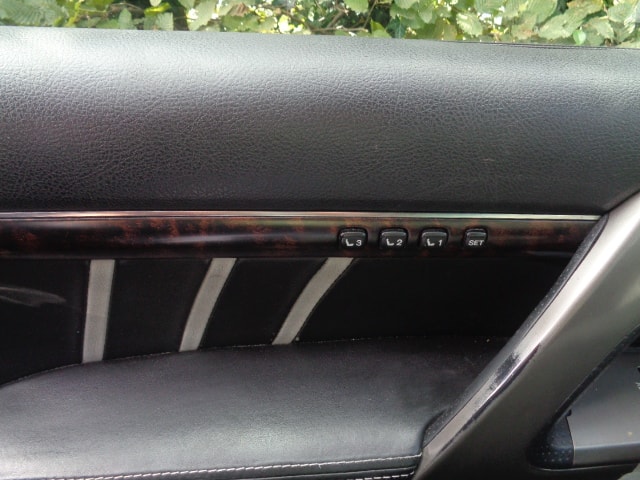 TOYOTA Land Cruiser V8 4.7 Linea Luna-image-9