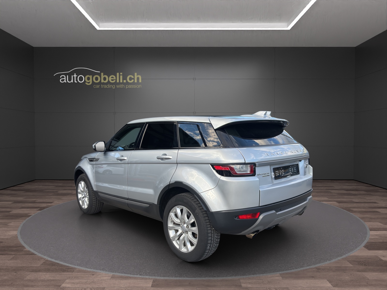 LAND ROVER Range Rover Evoque 2.0 Si4 SE Dynamic AT9-showroom-element-1