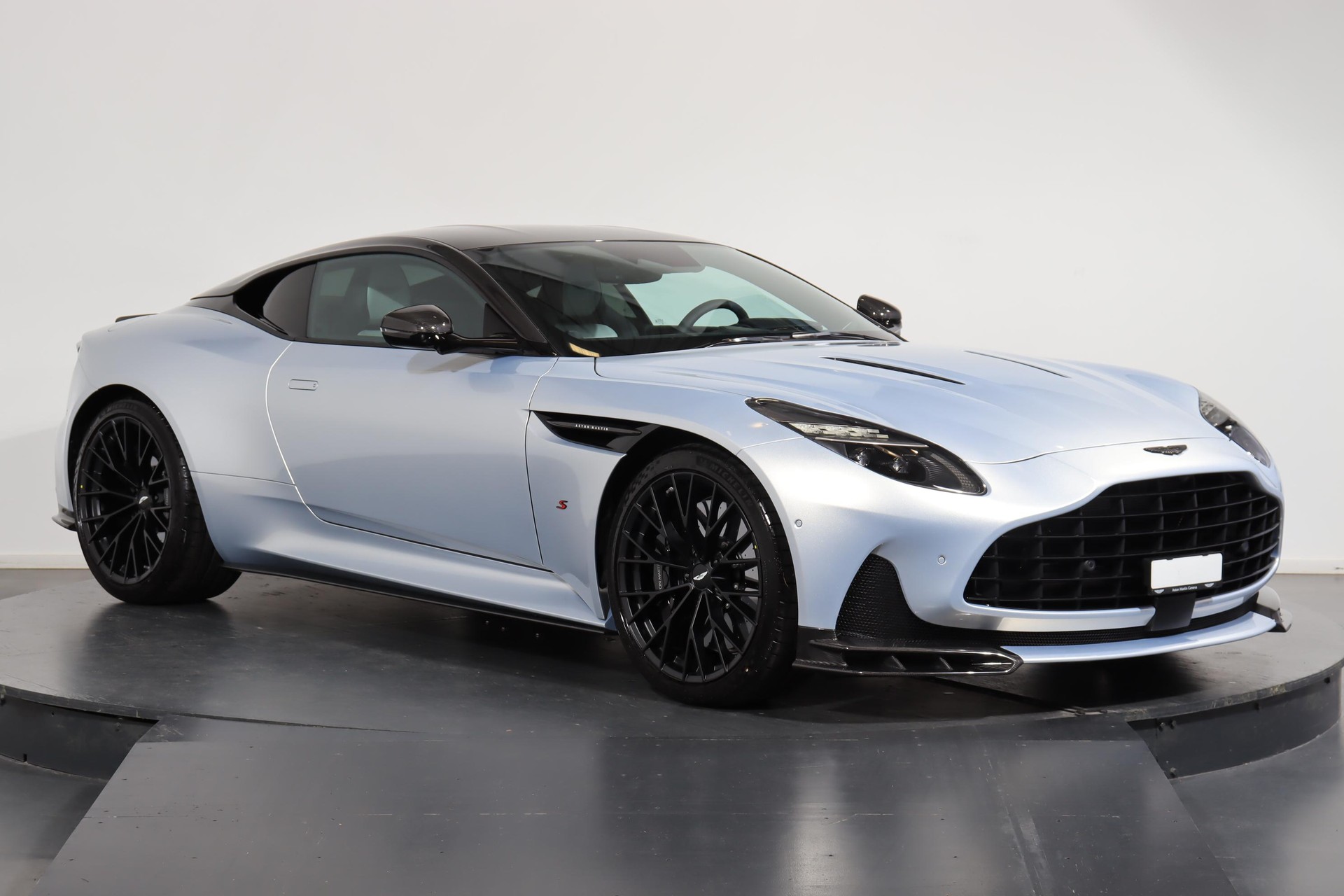 ASTON MARTIN DB12 Coupé 4.0 S V8 Bi-Turbo