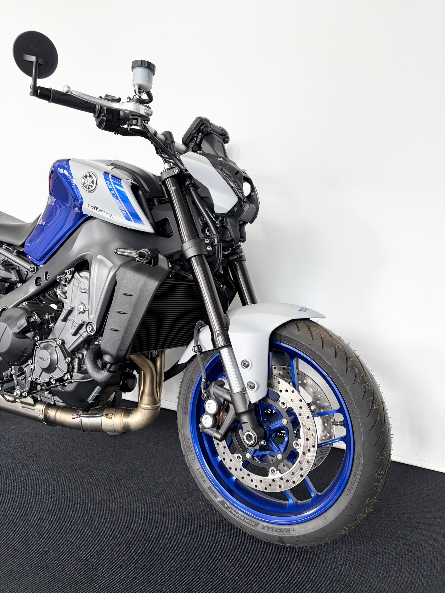 YAMAHA MT-09-image-6