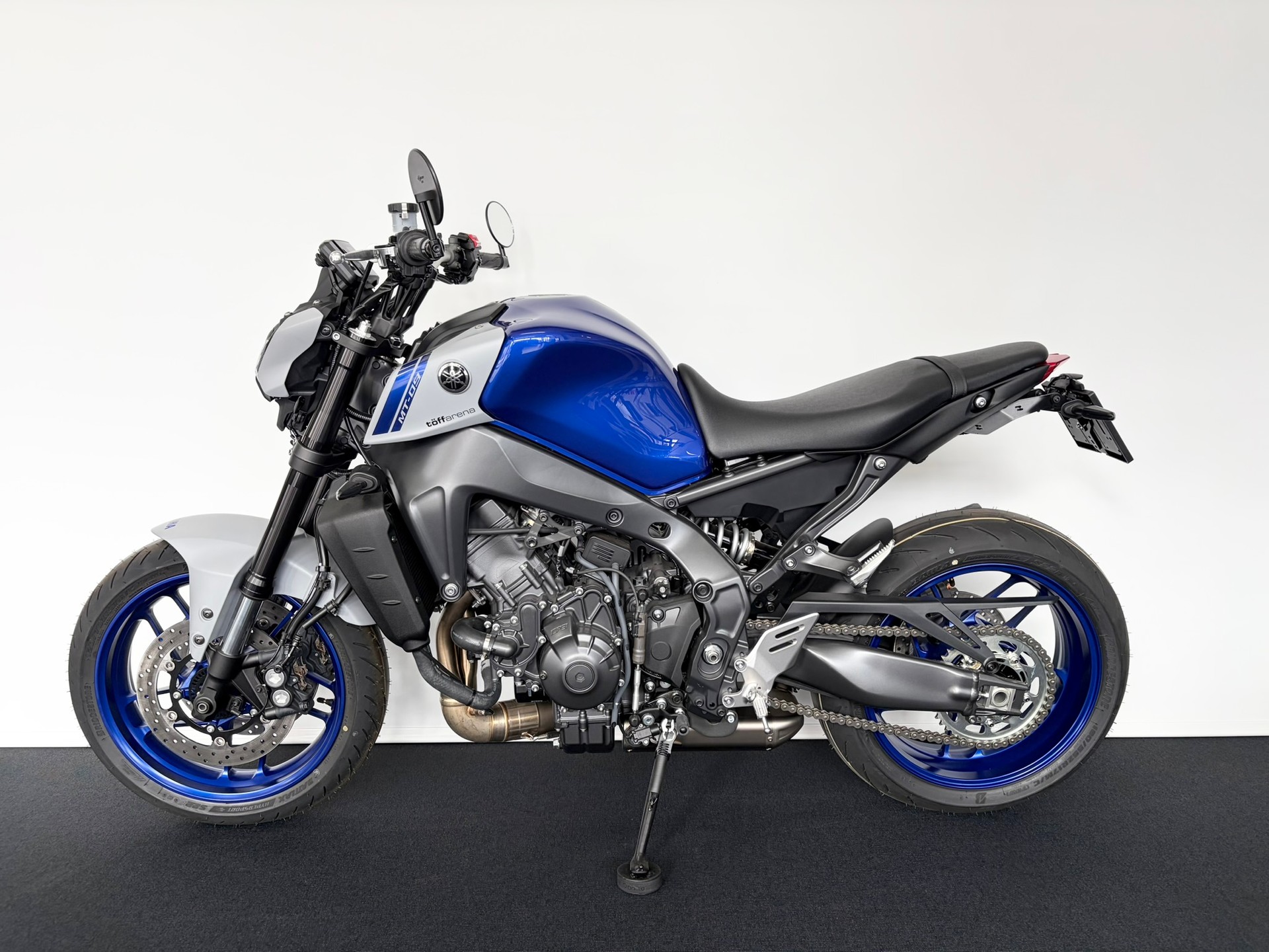 YAMAHA MT-09-image-1