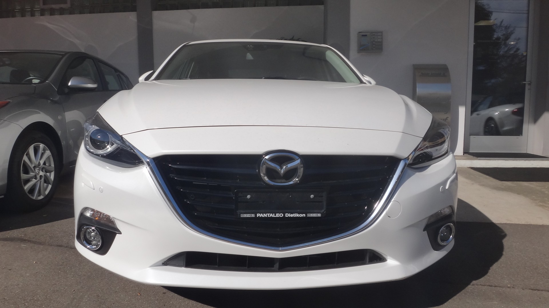 MAZDA 3 2.0 16V Revolution Activematic-showroom-element-2