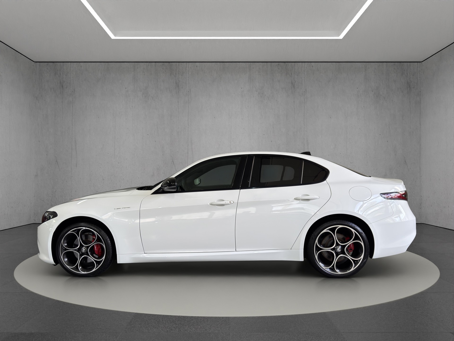 ALFA ROMEO Giulia 2.0 Veloce Q4 AT8 "ADAS Plus"-showroom-element-2