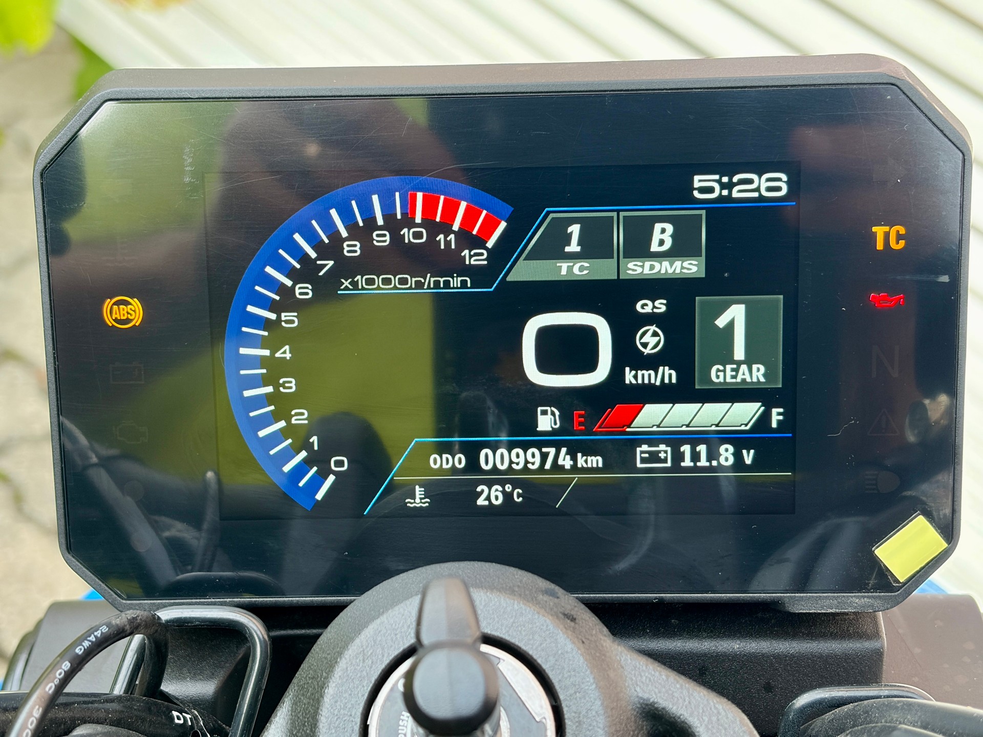 SUZUKI GSX-8R-image-3