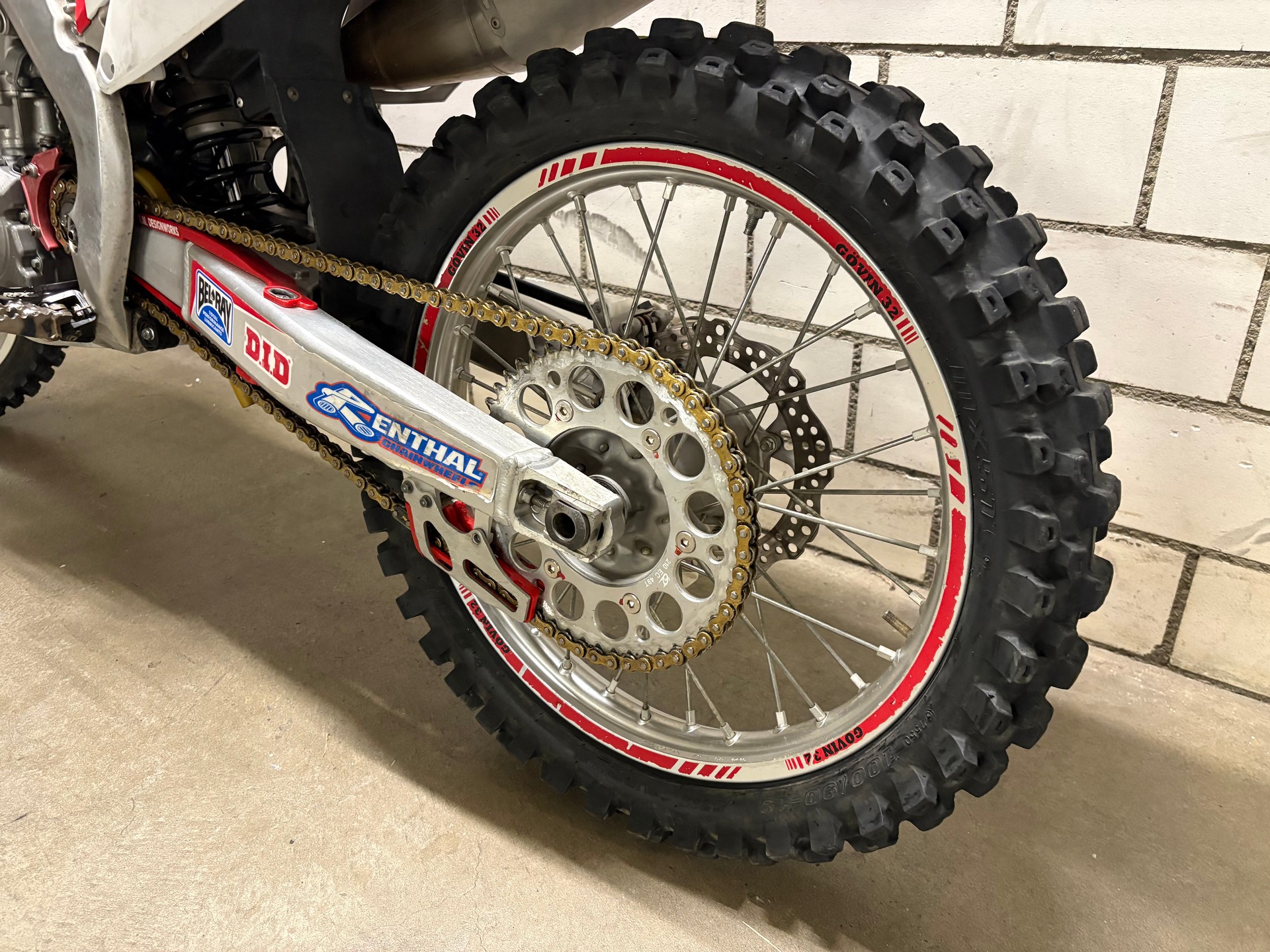 HONDA CRF 250 R Motocross-image-9