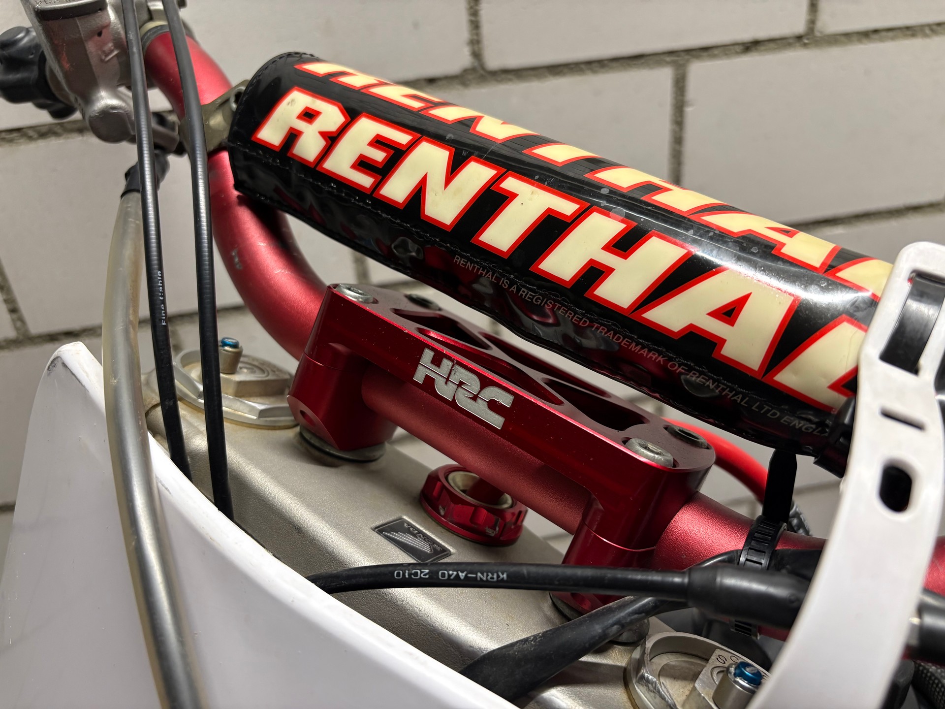 HONDA CRF 250 R Motocross-image-11