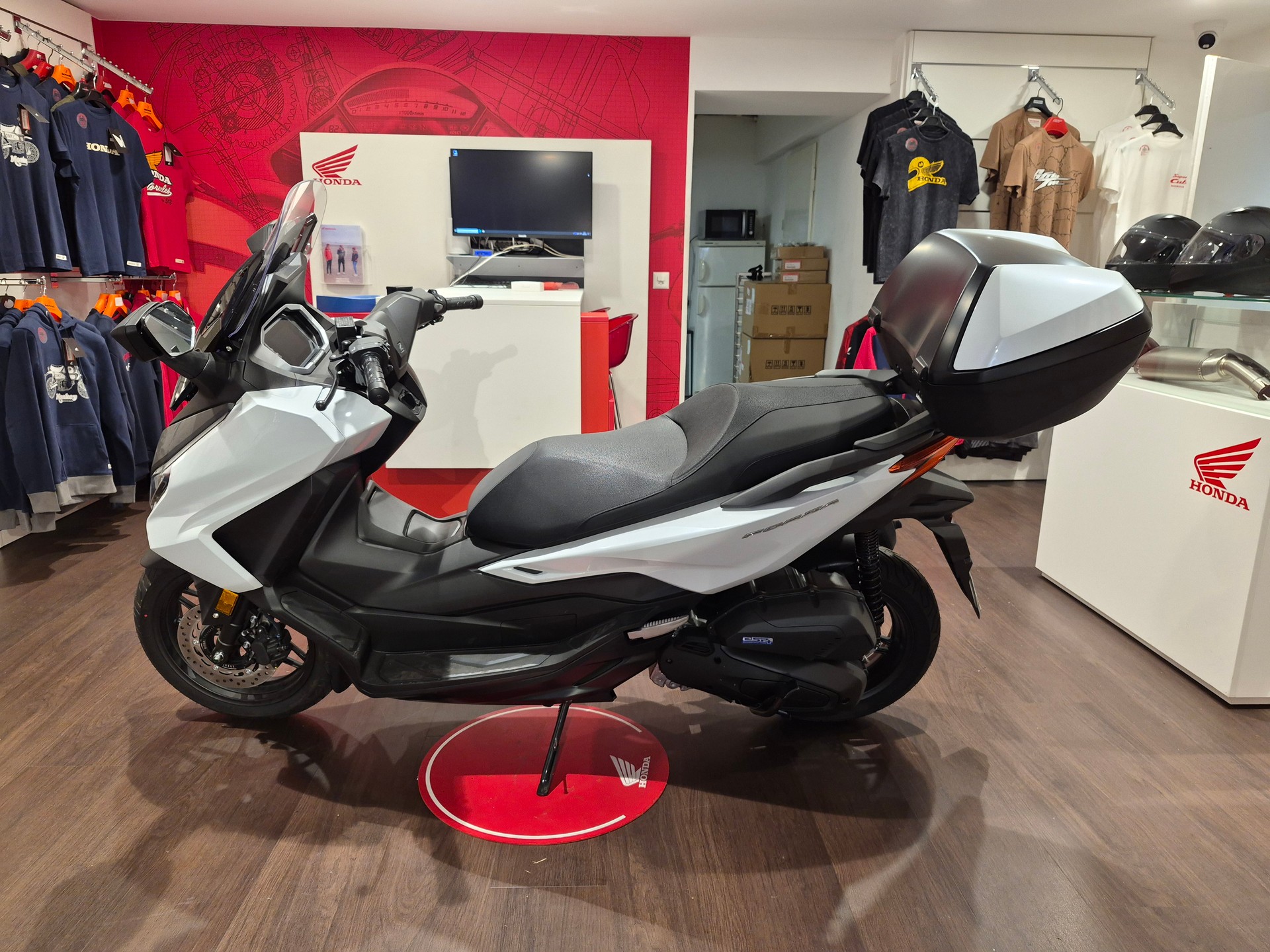 HONDA Nss 125 Forza TopBox-image-2