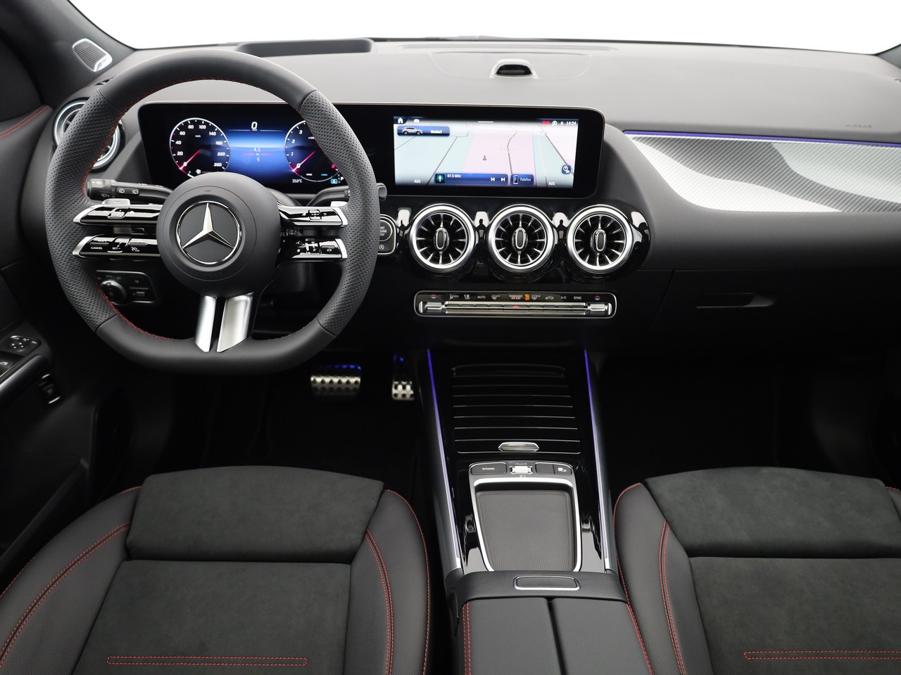MERCEDES-BENZ GLA 200 7G-DCT-image-7