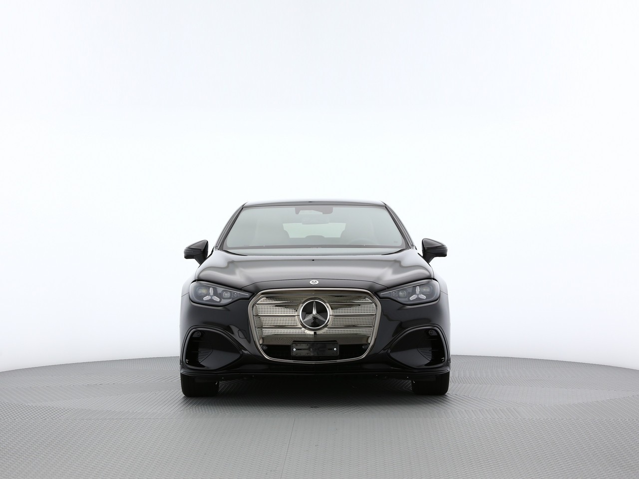 MERCEDES-BENZ C400 4Matic elektrisch-showroom-element-1