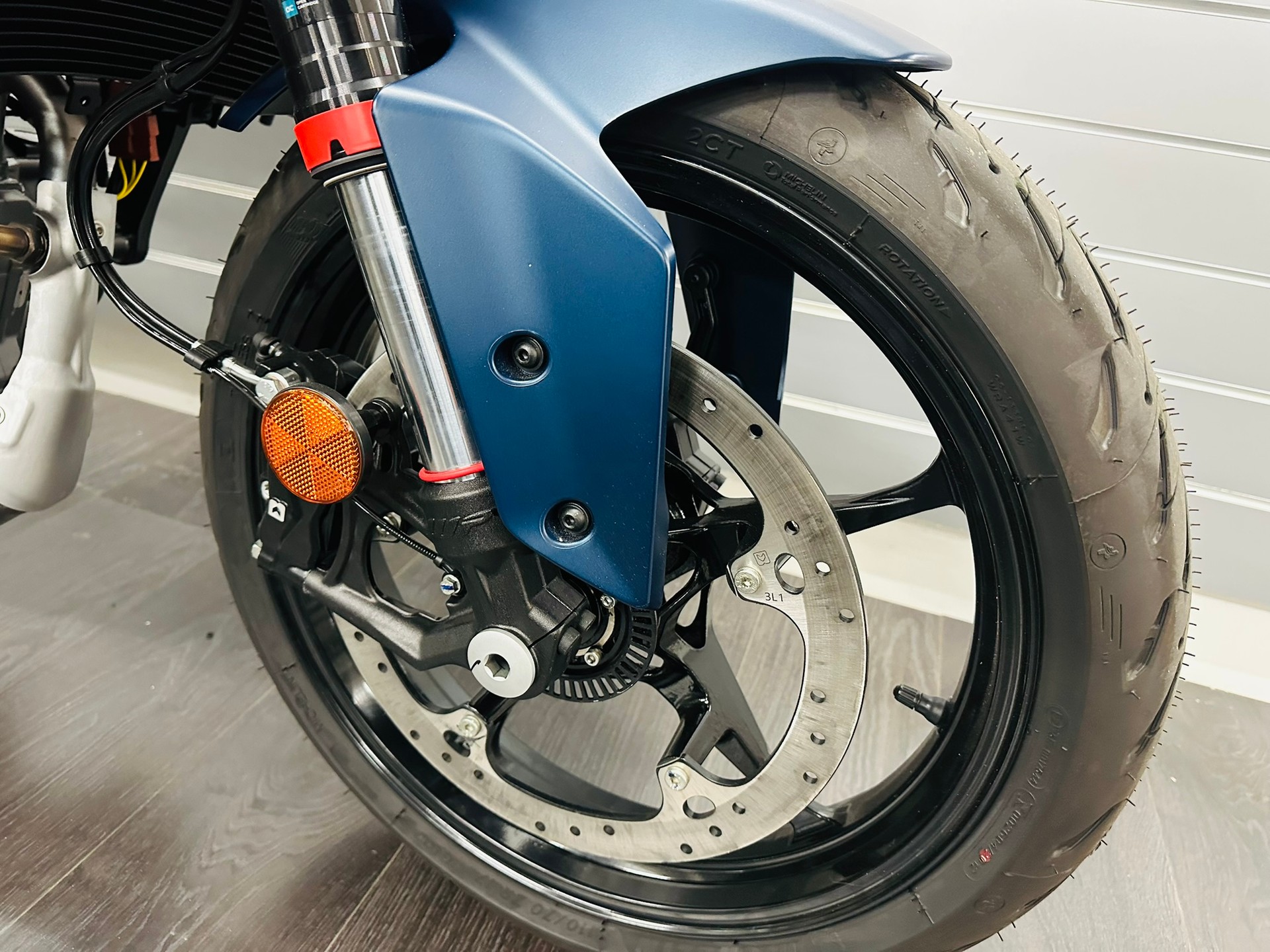 KTM 125 Duke-image-7