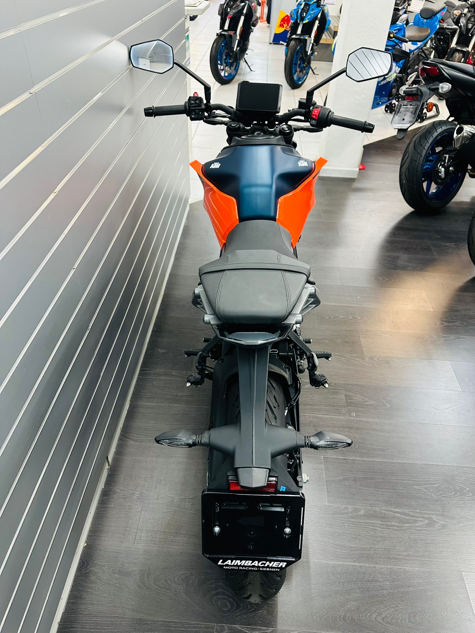 KTM 125 Duke-image-6
