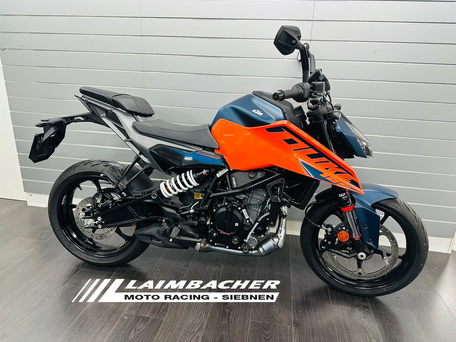 KTM 125 Duke-image-0