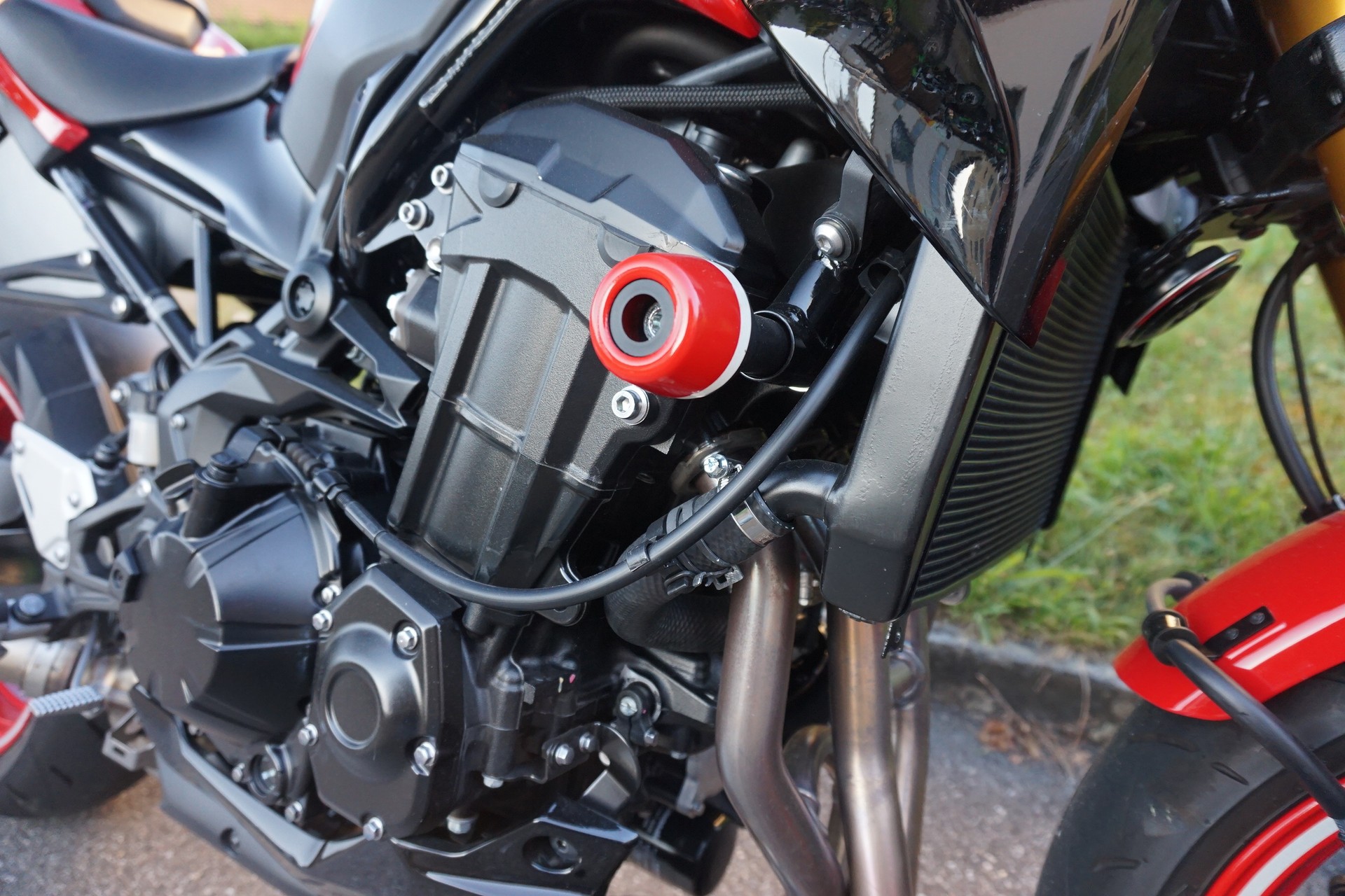KAWASAKI Z900 ABS 50th Years mit LV10 Black Edition Auspuff-image-8